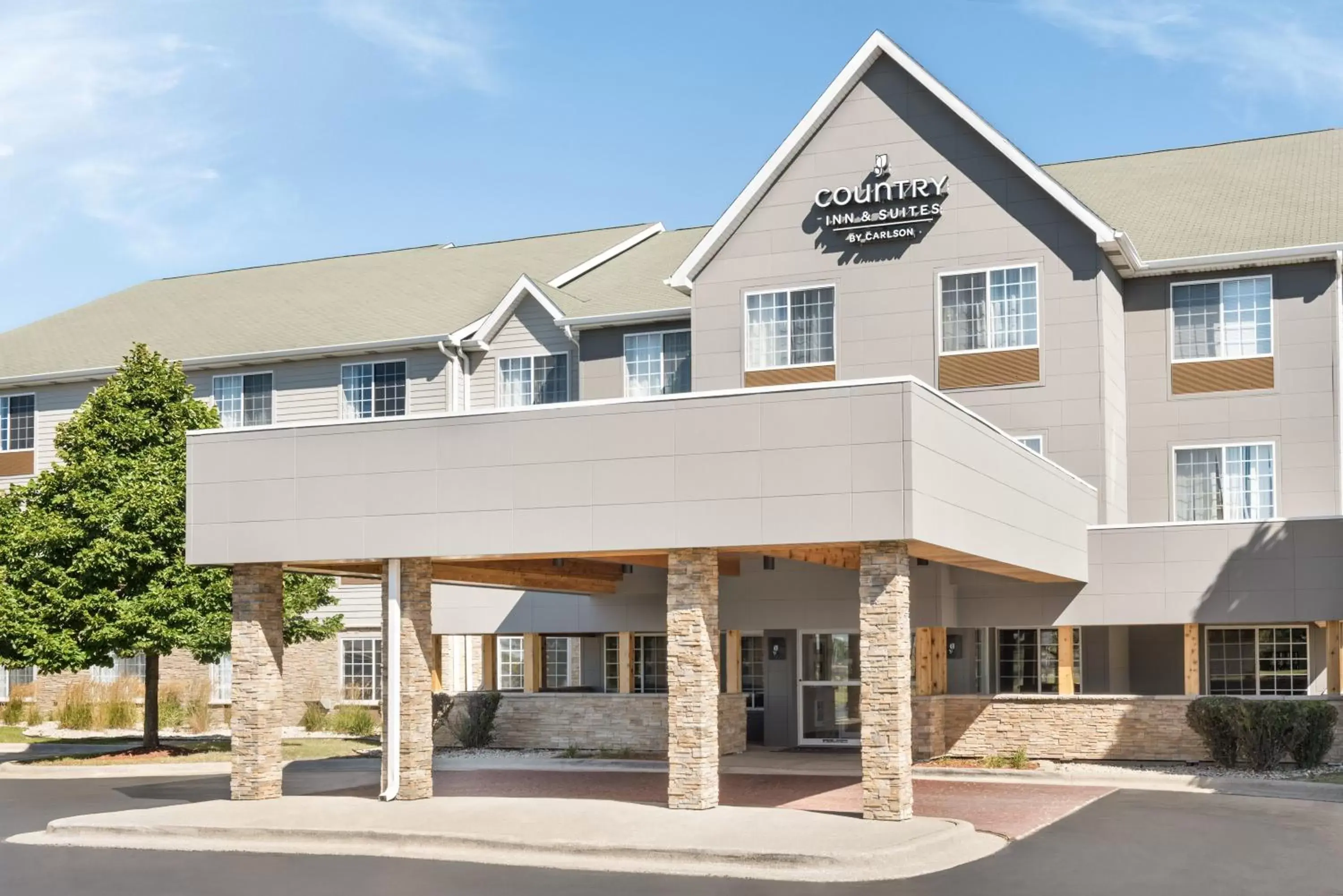 Facade/entrance, Property Building in Country Inn & Suites by Radisson, Romeoville, IL