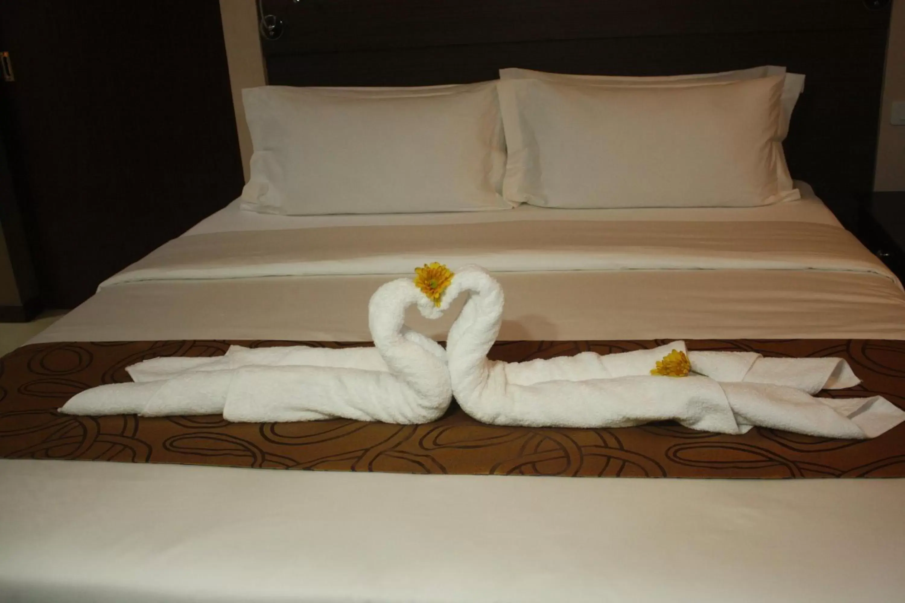 Bed in Kew Hotel Tagbilaran