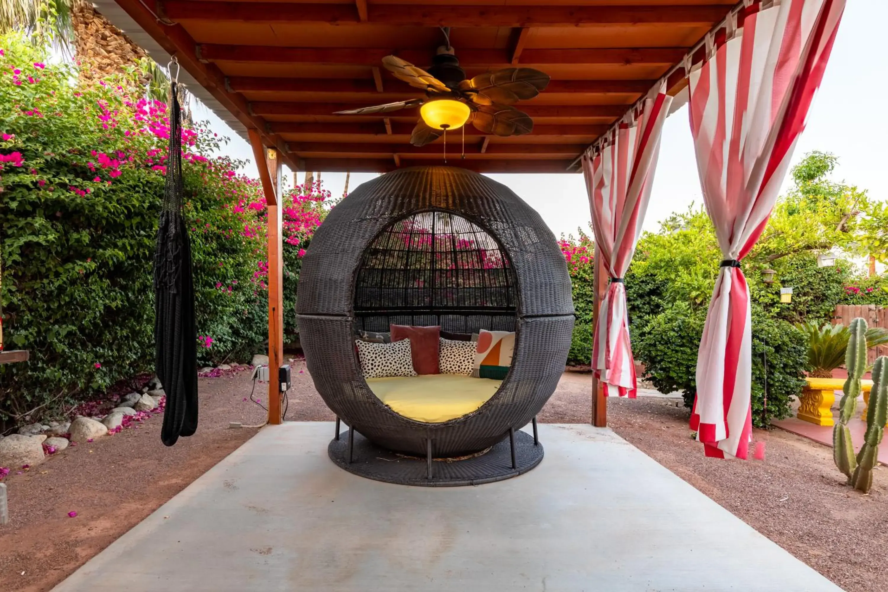 Patio in Float Palm Springs