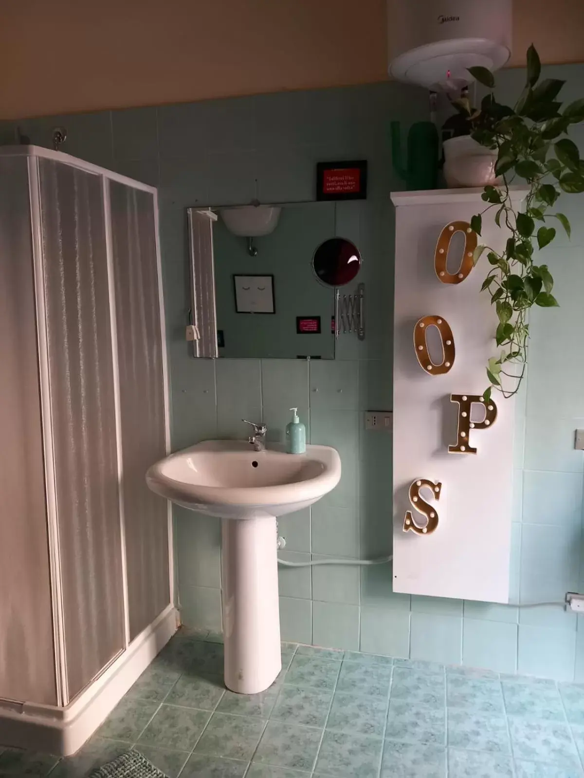 Bathroom in 900 Bed and Breakfast