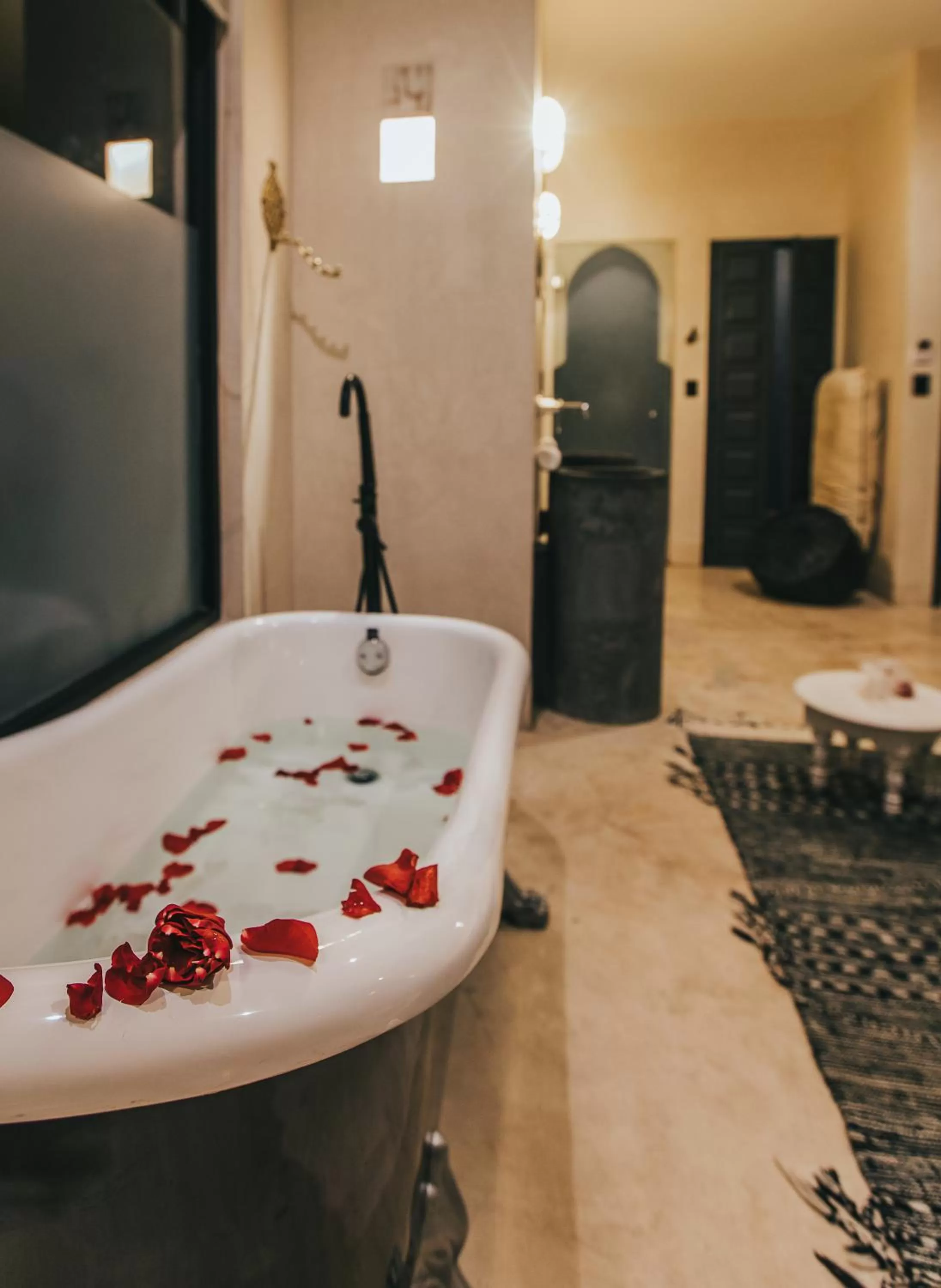 Bathroom in Ambre & Epices Jungle Hotel & Spa