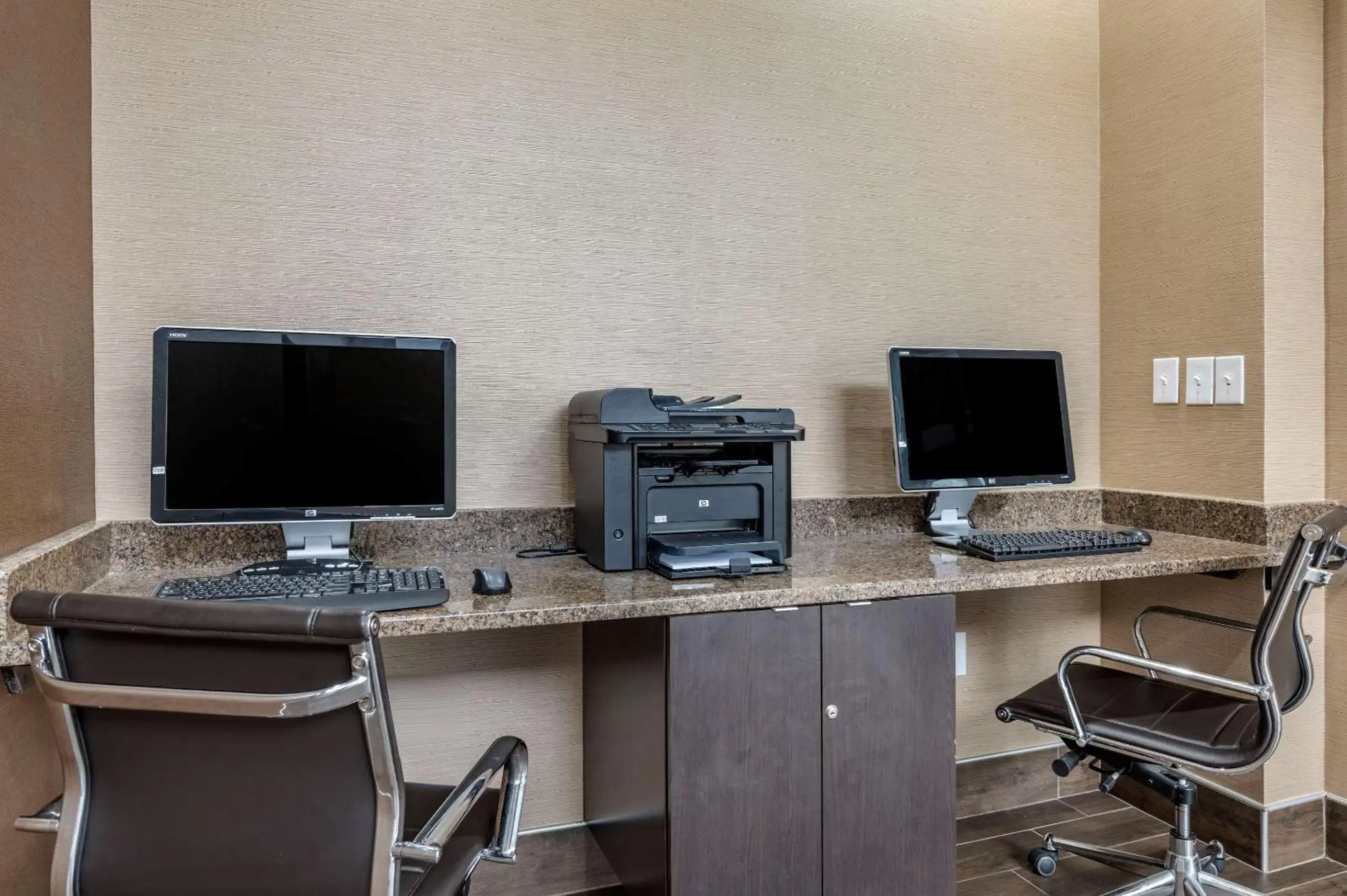 On site, Business Area/Conference Room in Comfort Inn Northeast Cincinnati