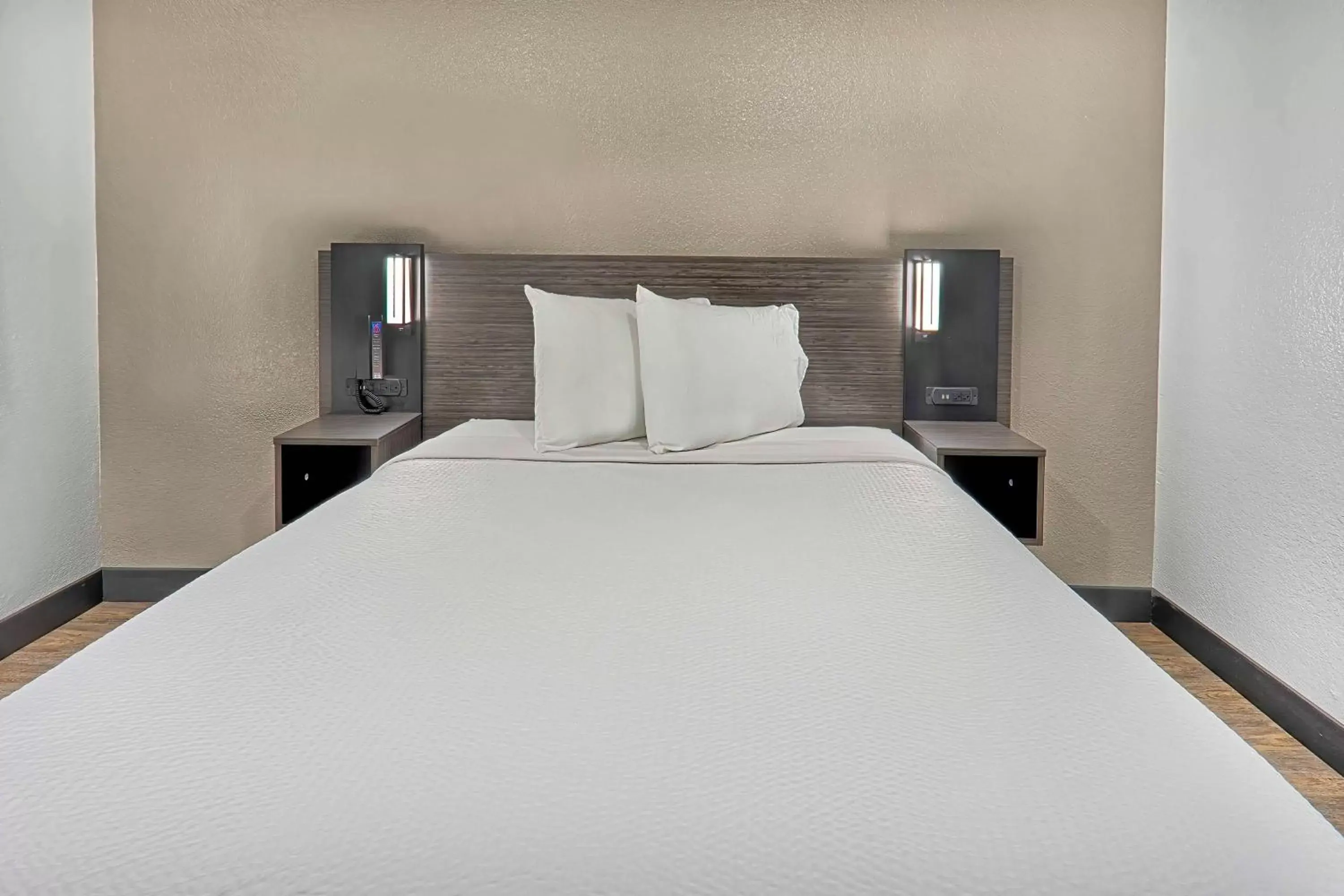 Bedroom, Bed in Motel 6-Lancaster, CA
