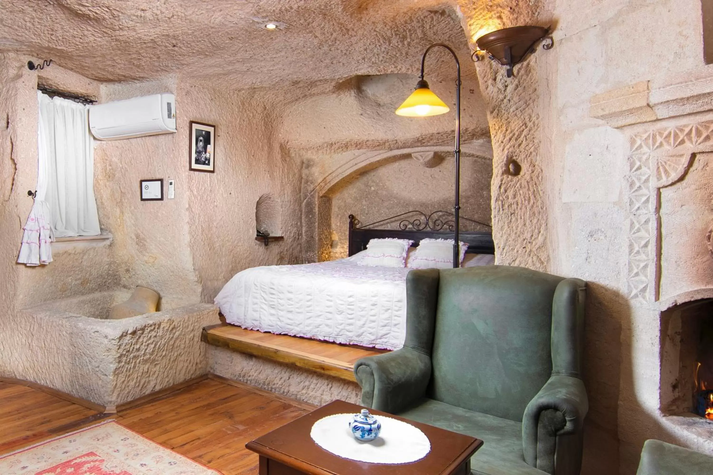 Bed in Terra Cave Hotel