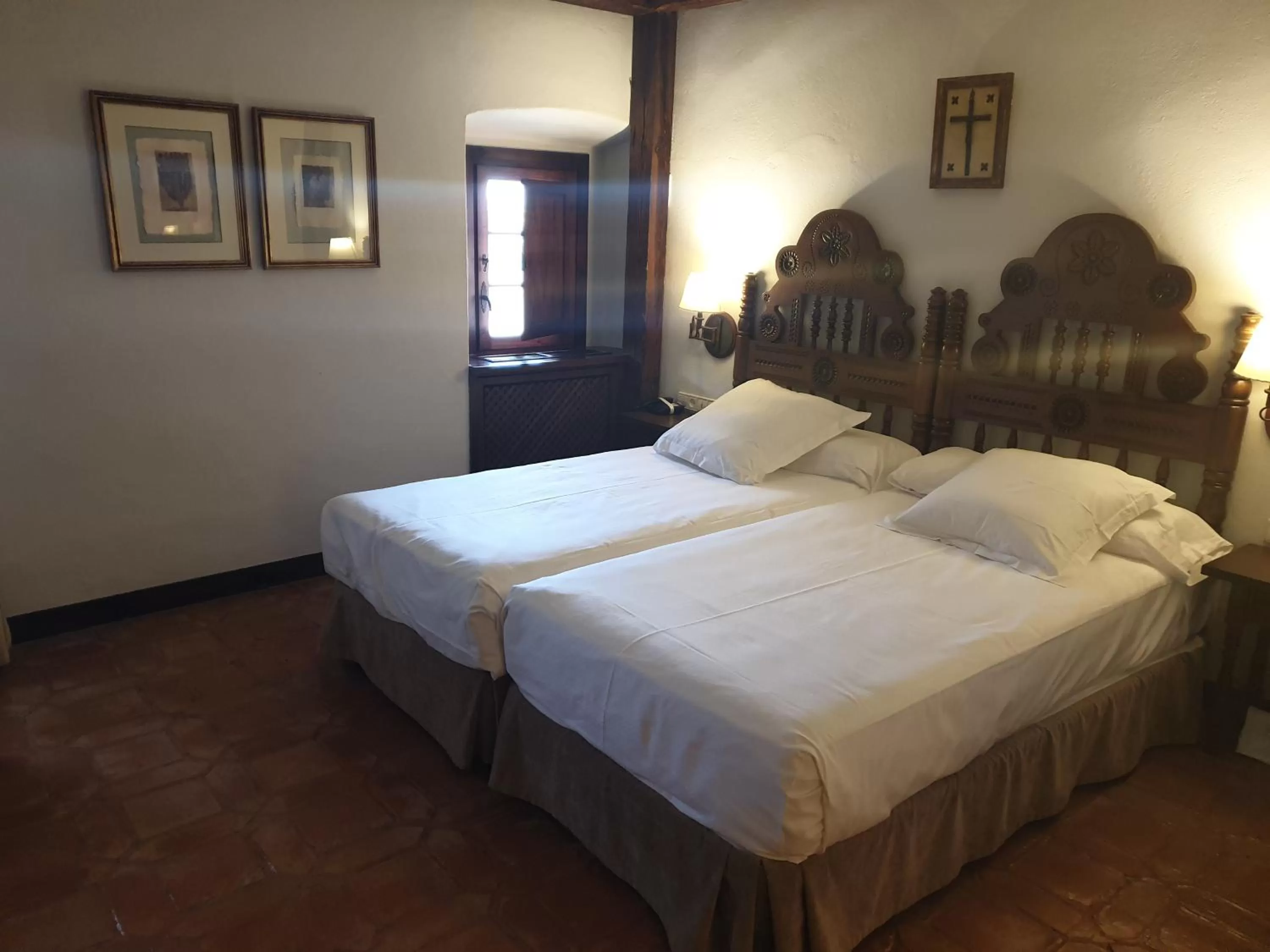 Bedroom, Bed in Parador de Plasencia