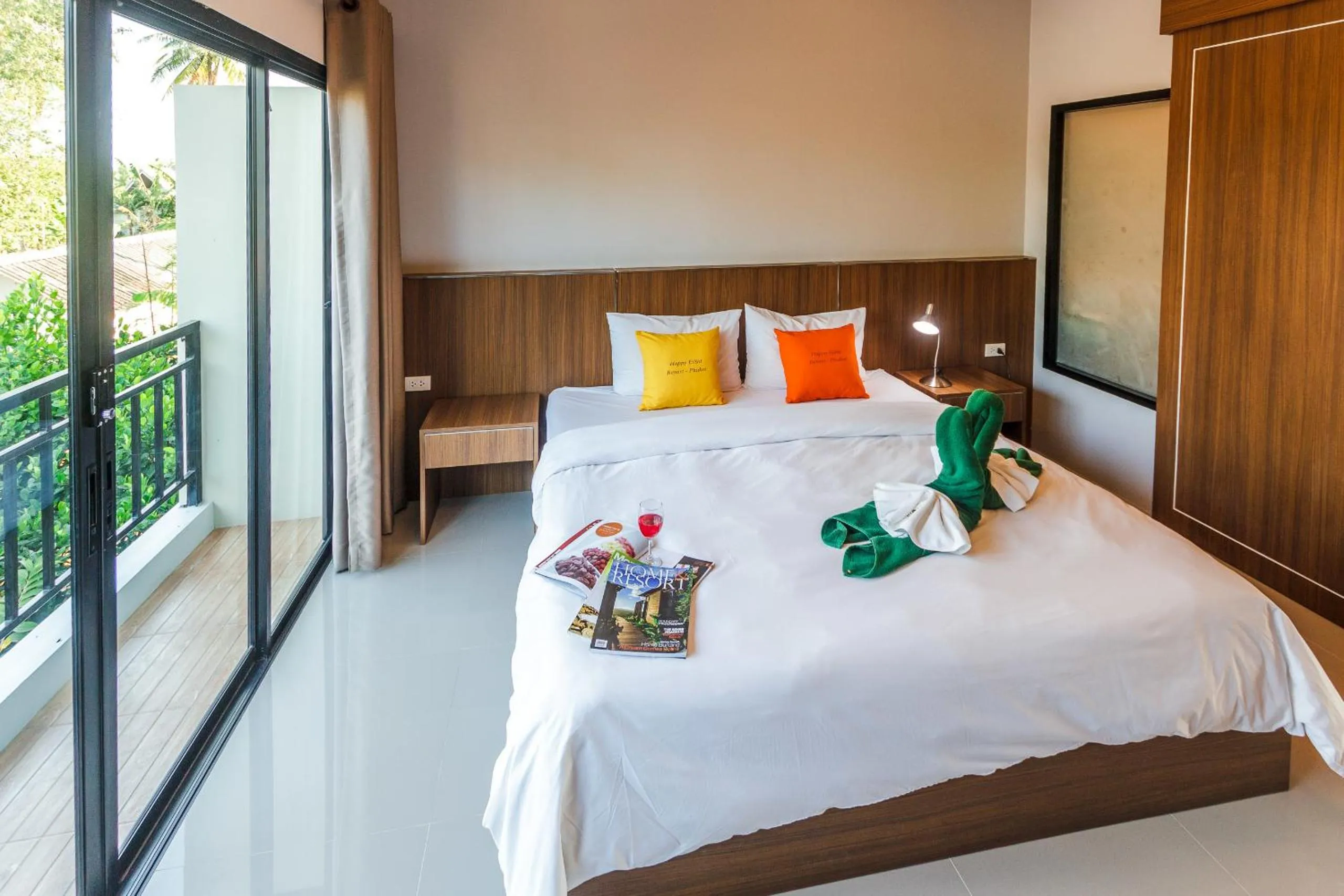 Bedroom, Bed in Happy Eight Resort