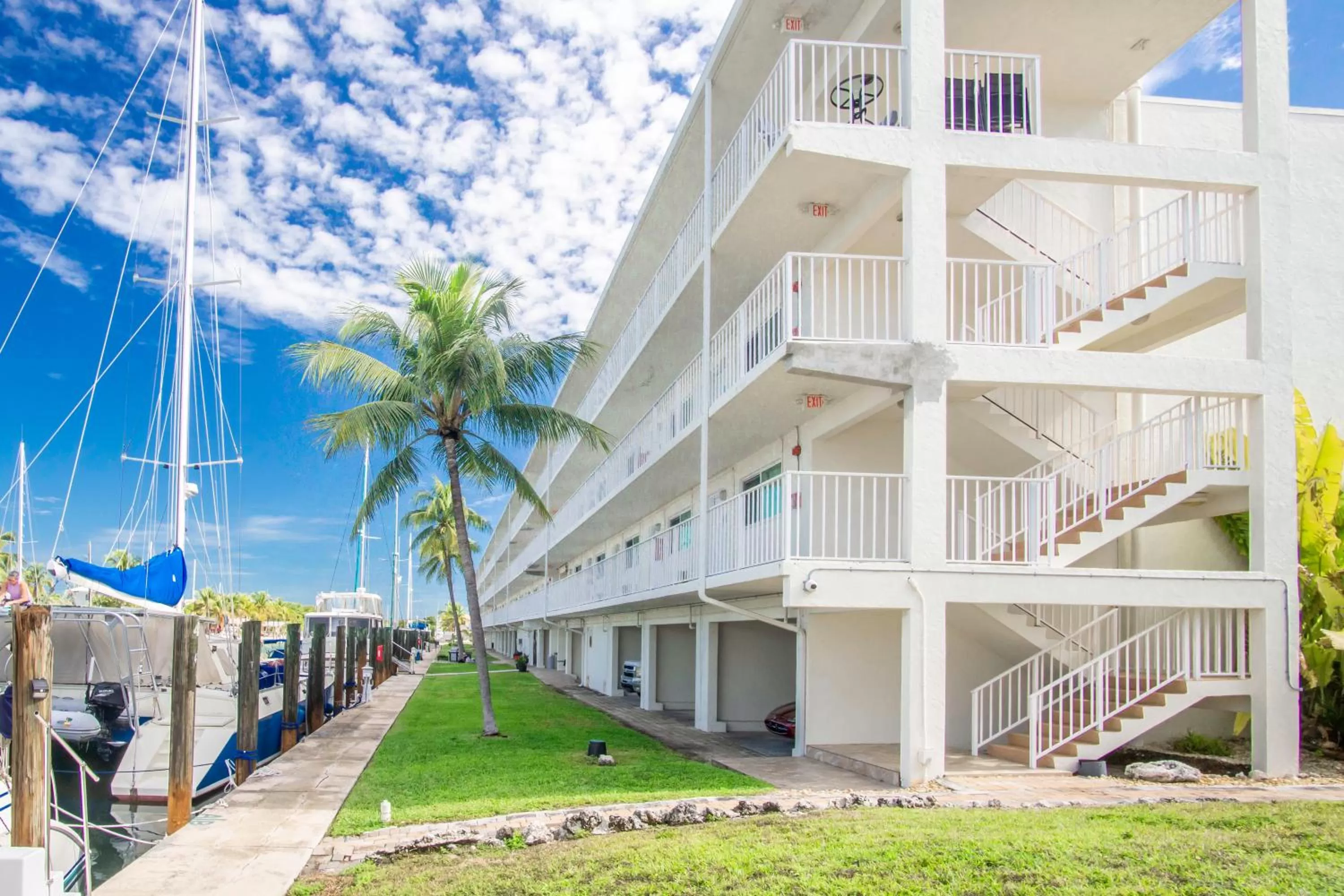 Property building in Skipjack Resort & Marina