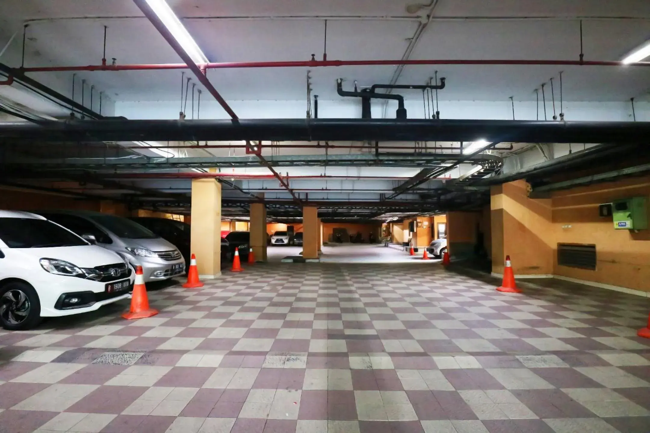 Area and facilities in Coins Hotel Jakarta