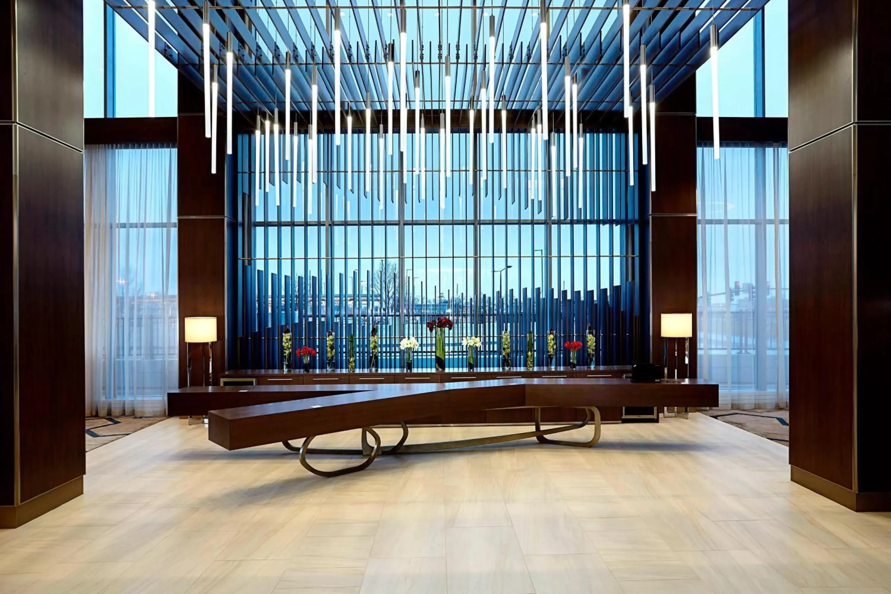 Lobby or reception, TV/Entertainment Center in JW Marriott Minneapolis Mall of America