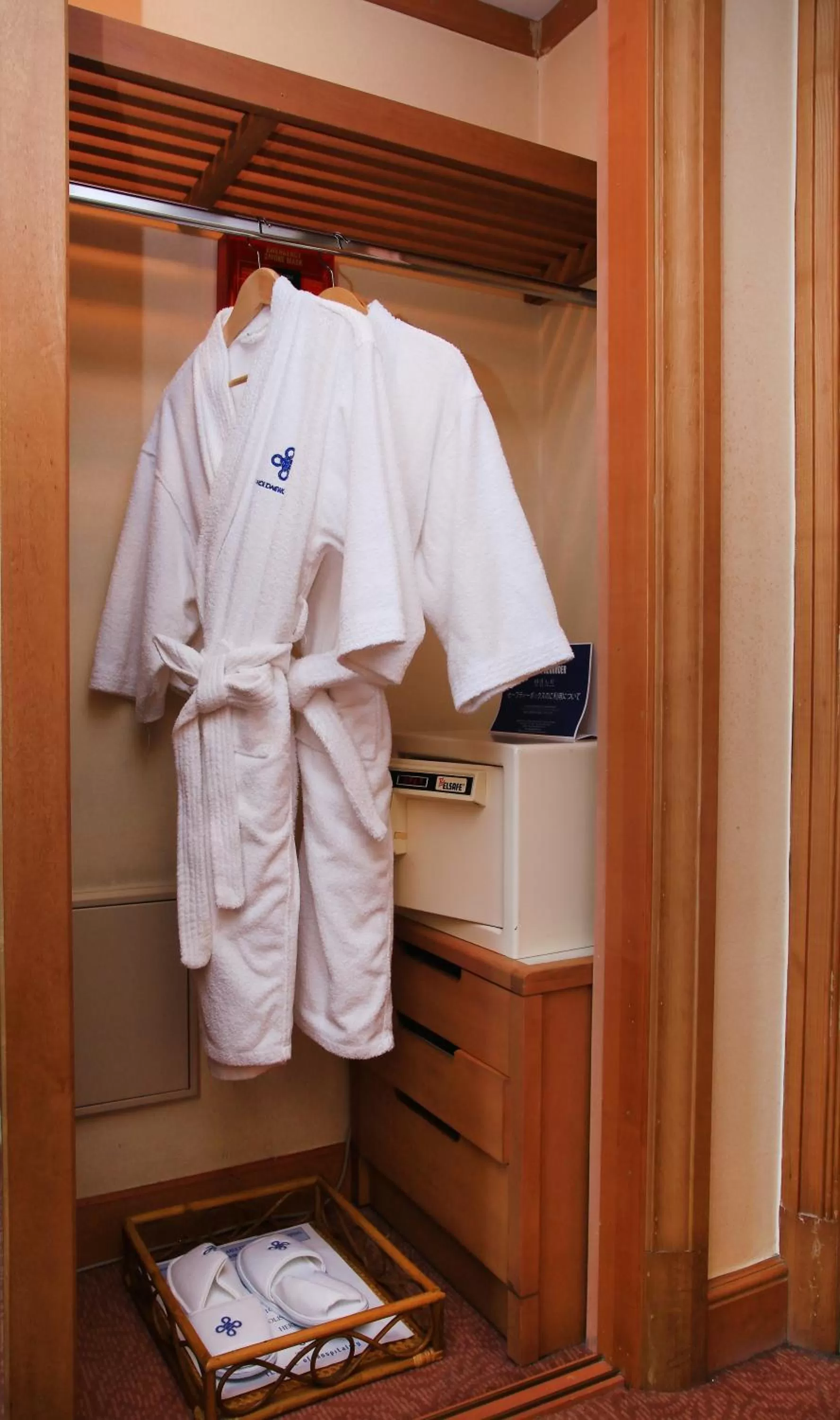 Bathroom in Hanoi Daewoo Hotel