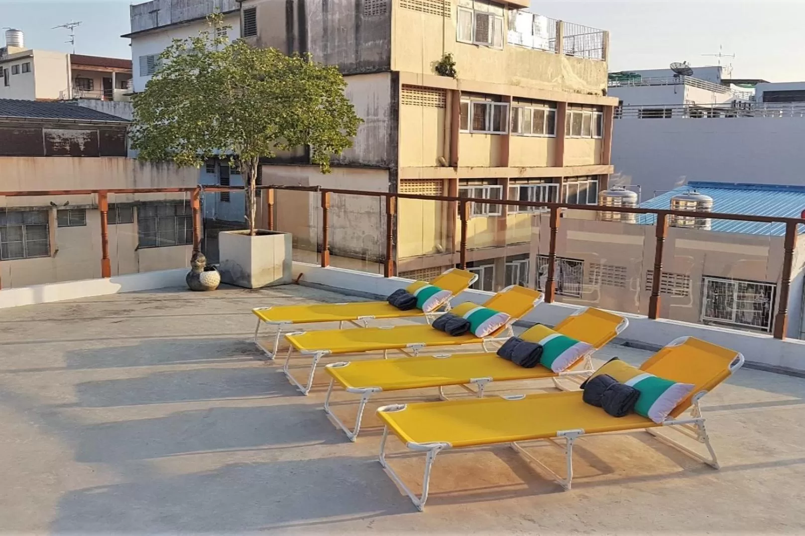 Seating area in Vali Villa Bangkok