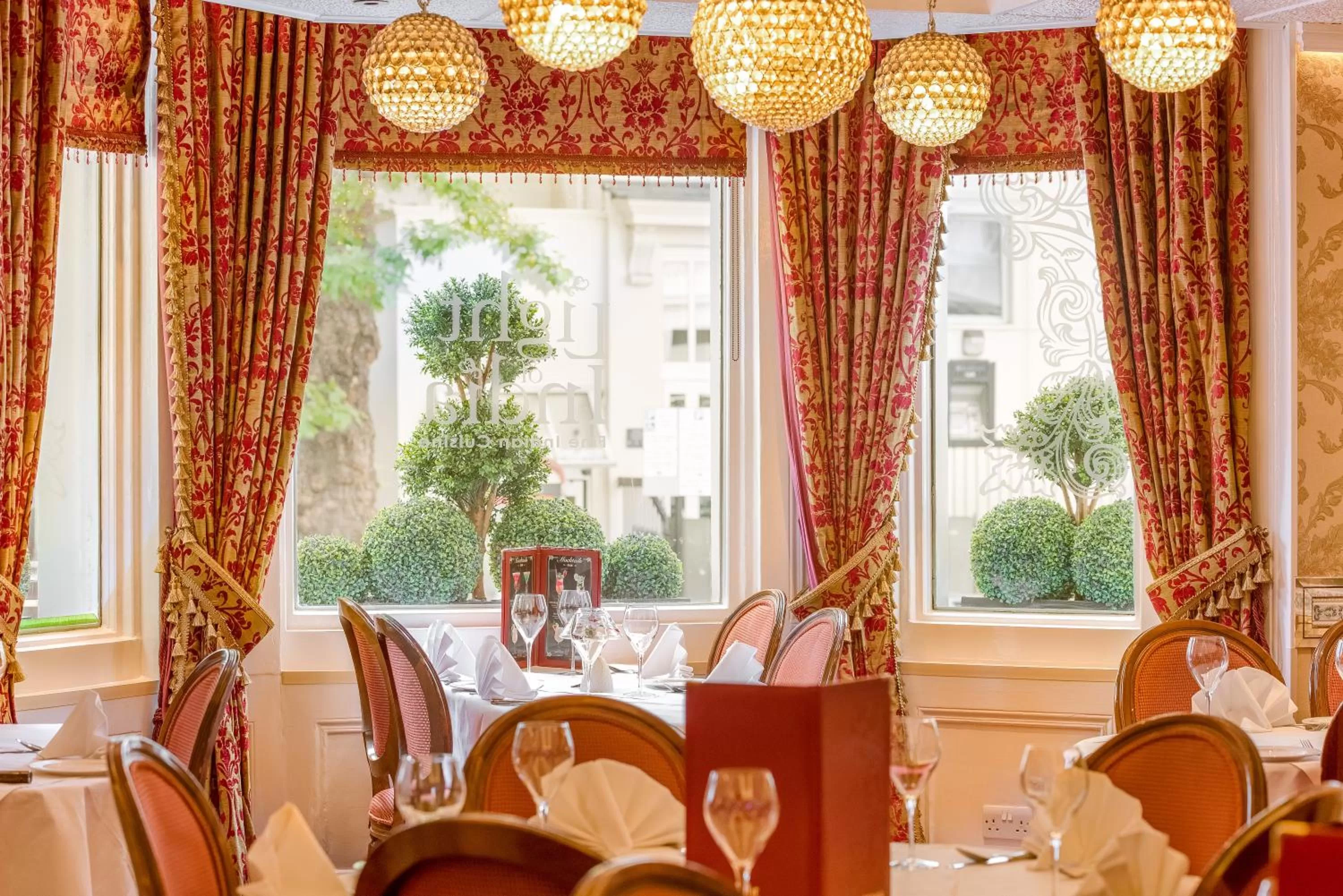 Restaurant/places to eat in The Montana Hotel