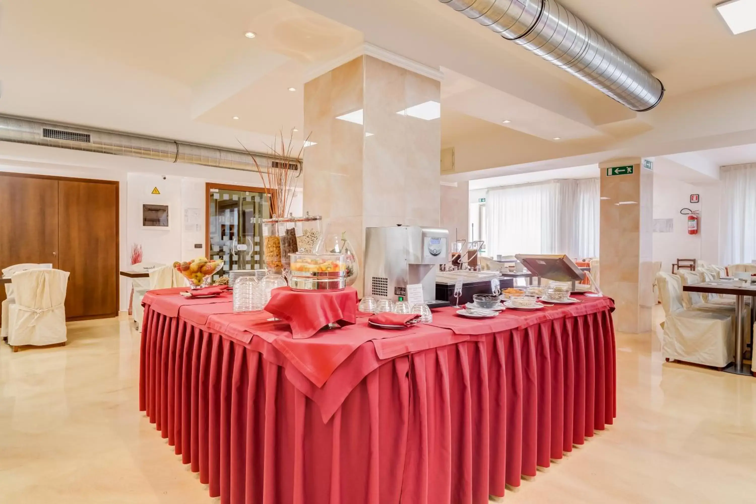 Restaurant/Places to Eat in Best Western Hotel Rocca