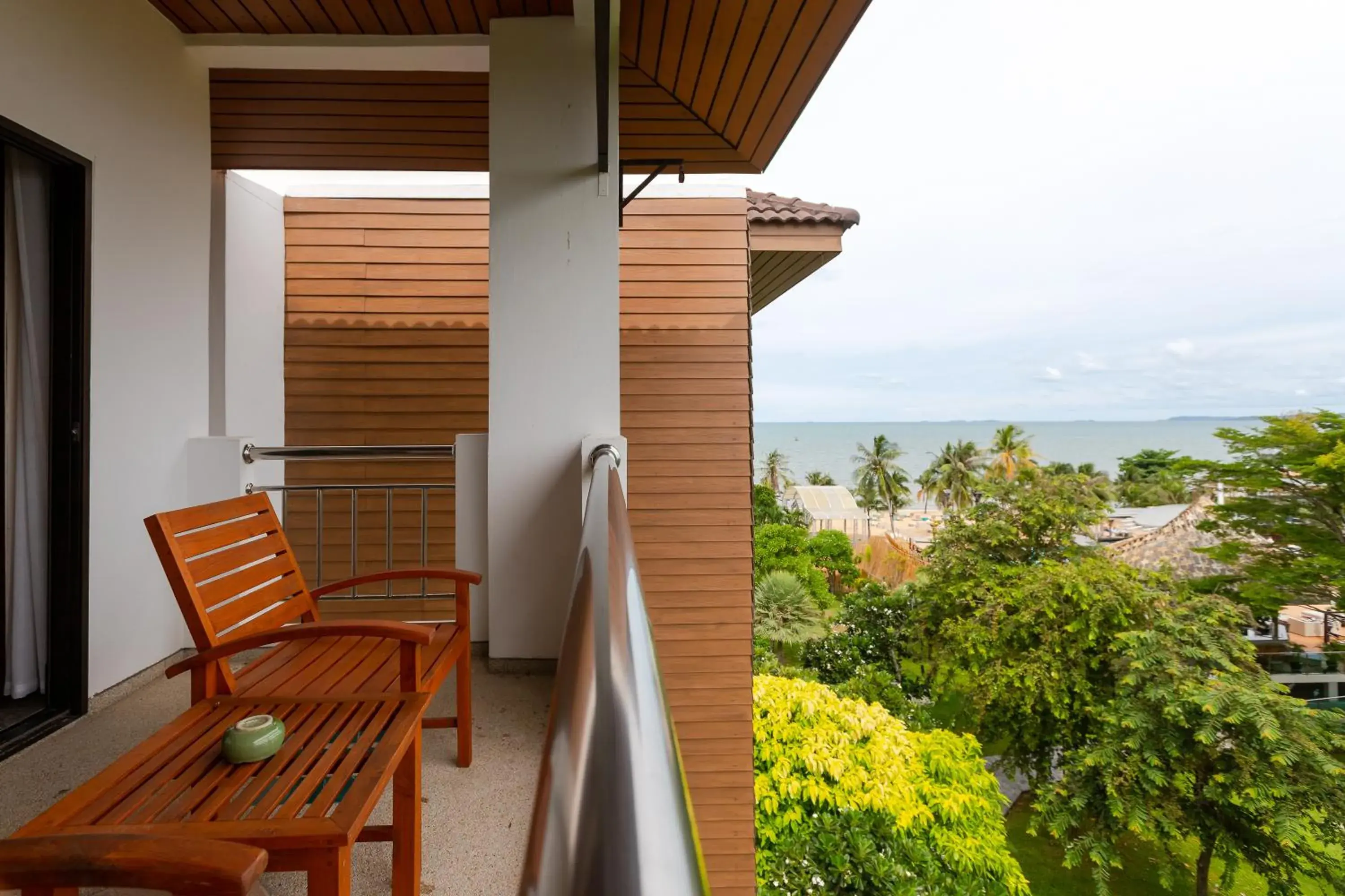 Balcony/Terrace in Pinnacle Grand Jomtien Resort and Beach Club - SHA Extra Plus