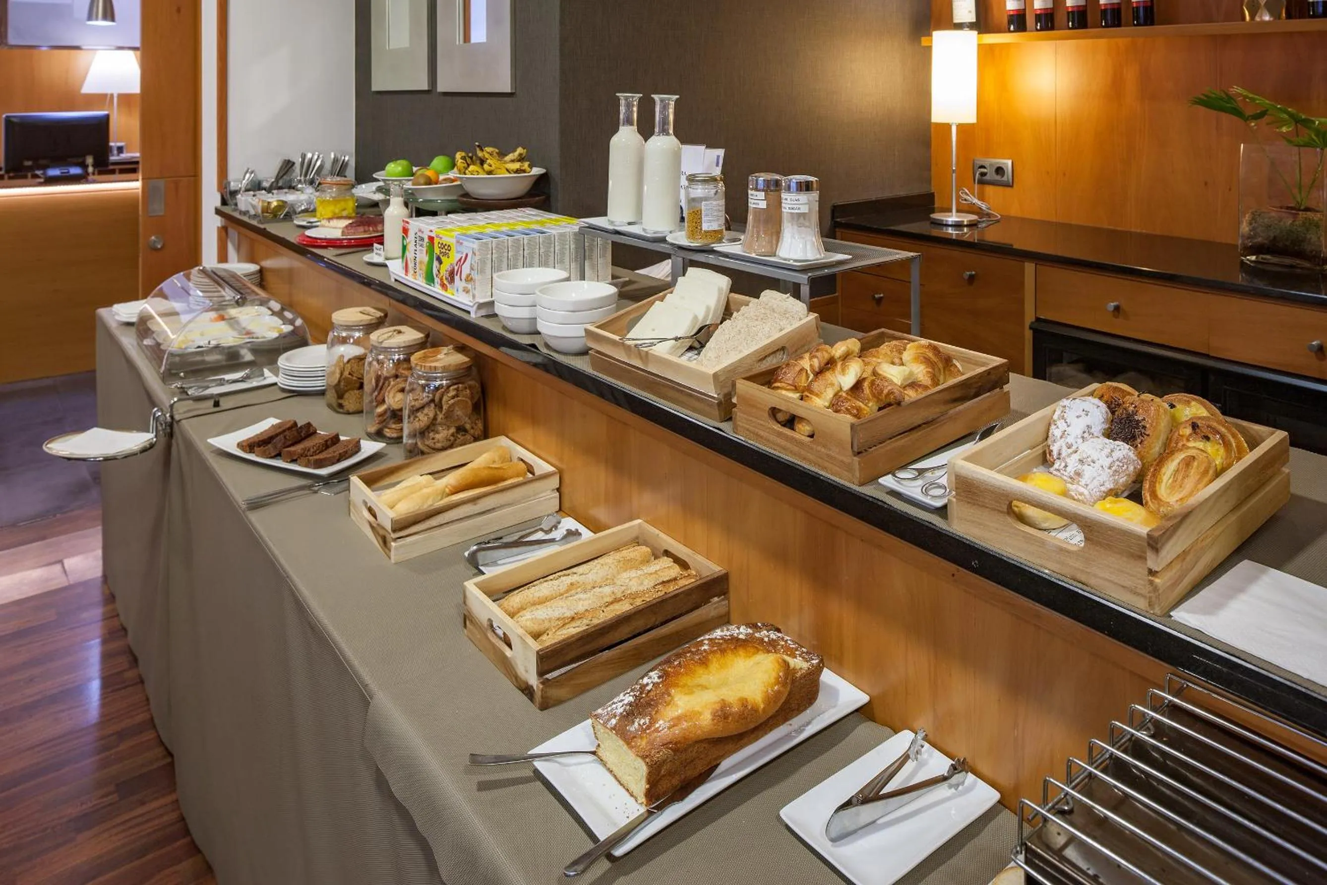 Buffet breakfast in Hotel Yoldi