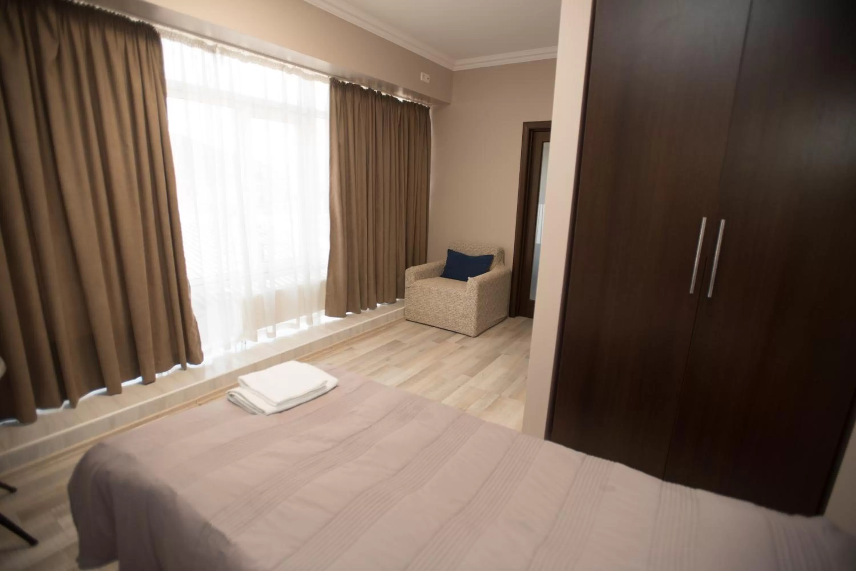 Photo of the whole room, Bed in Altin Palace