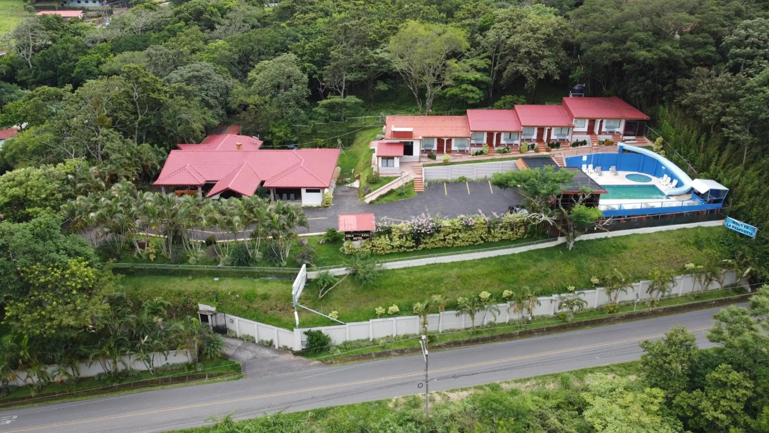 Property building, Bird's-eye View in Hotel Cielo Azul Resort
