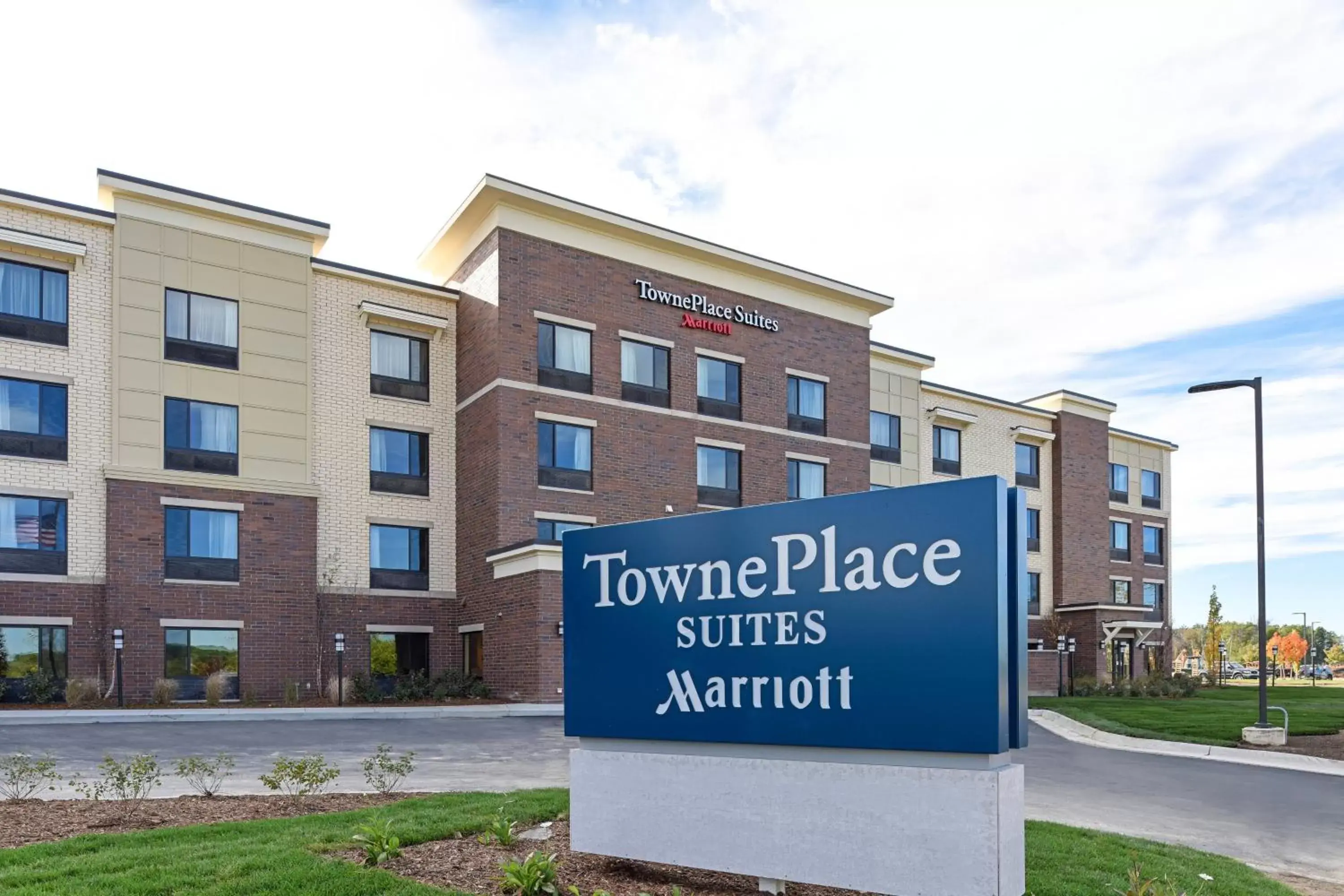 Property Building in TownePlace Suites by Marriott Detroit Commerce