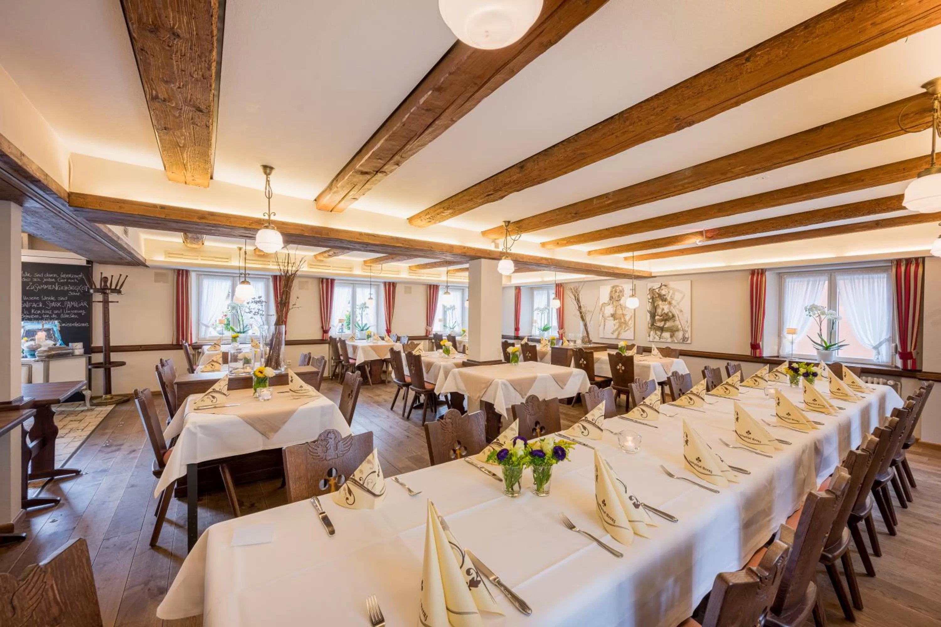 Restaurant/places to eat in Landhotel Traube