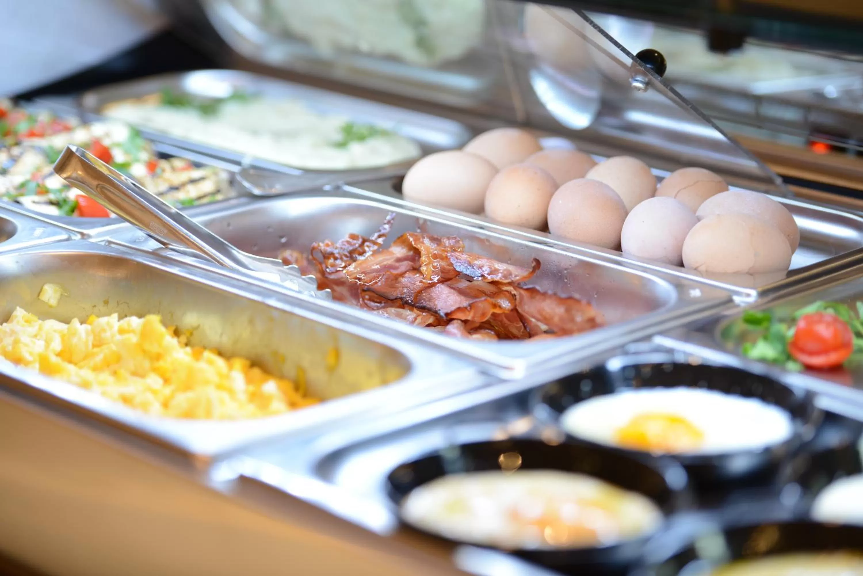 Buffet breakfast in Trilussa Palace Hotel Congress & Spa