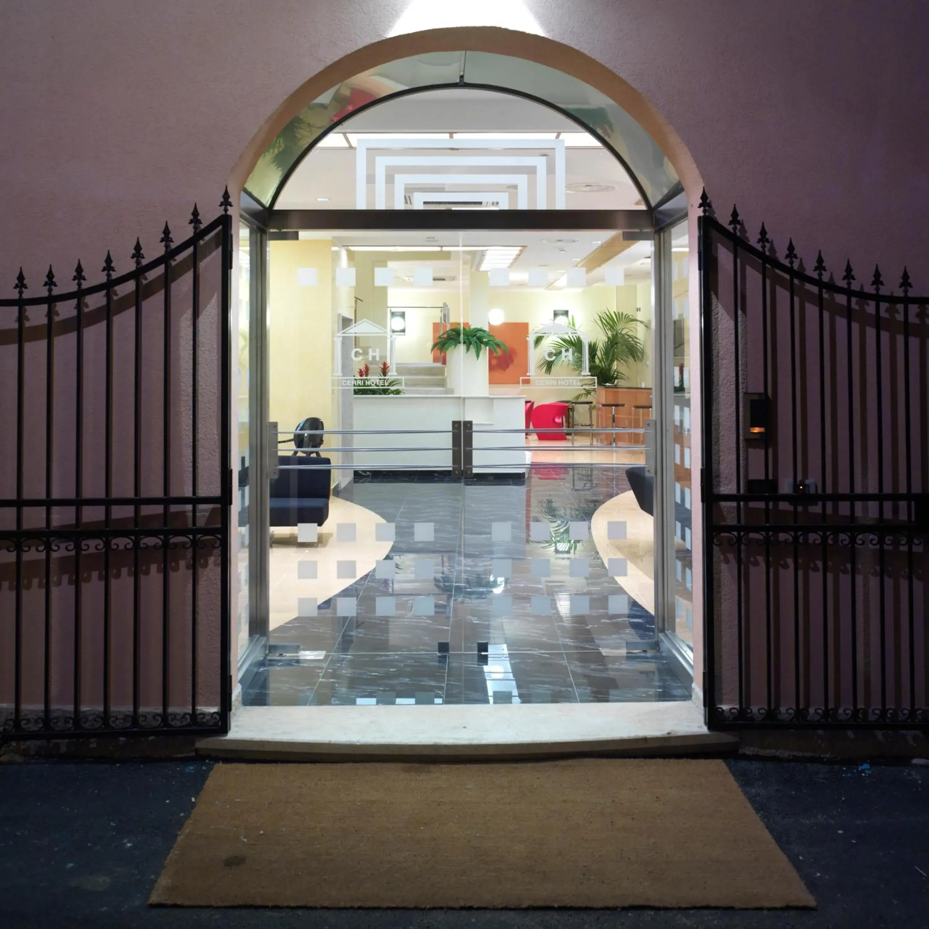 Facade/entrance in Cerri Hotel