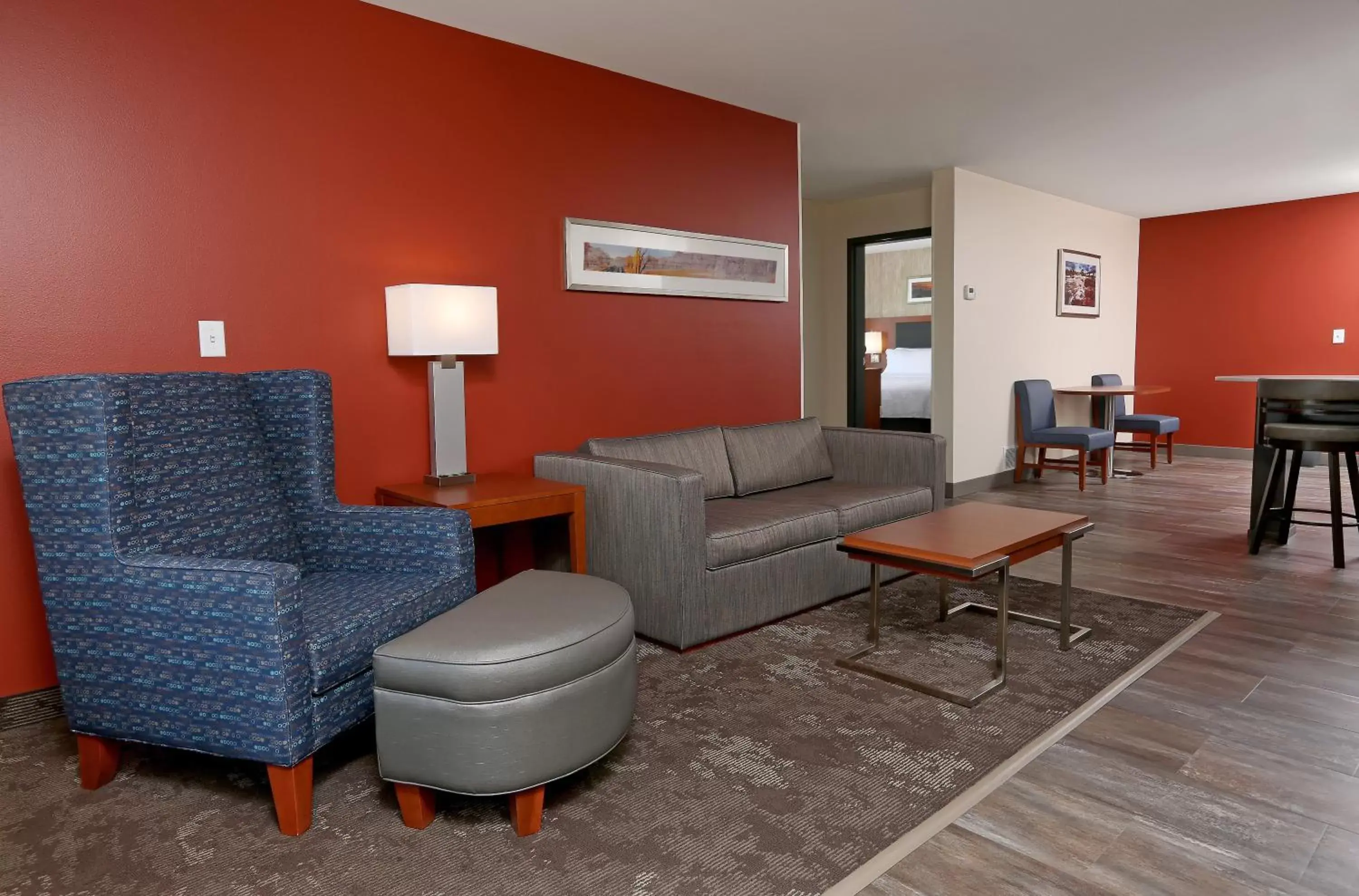 Photo of the whole room, Seating Area in Holiday Inn Hotel & Suites Sioux Falls - Airport, an IHG Hotel