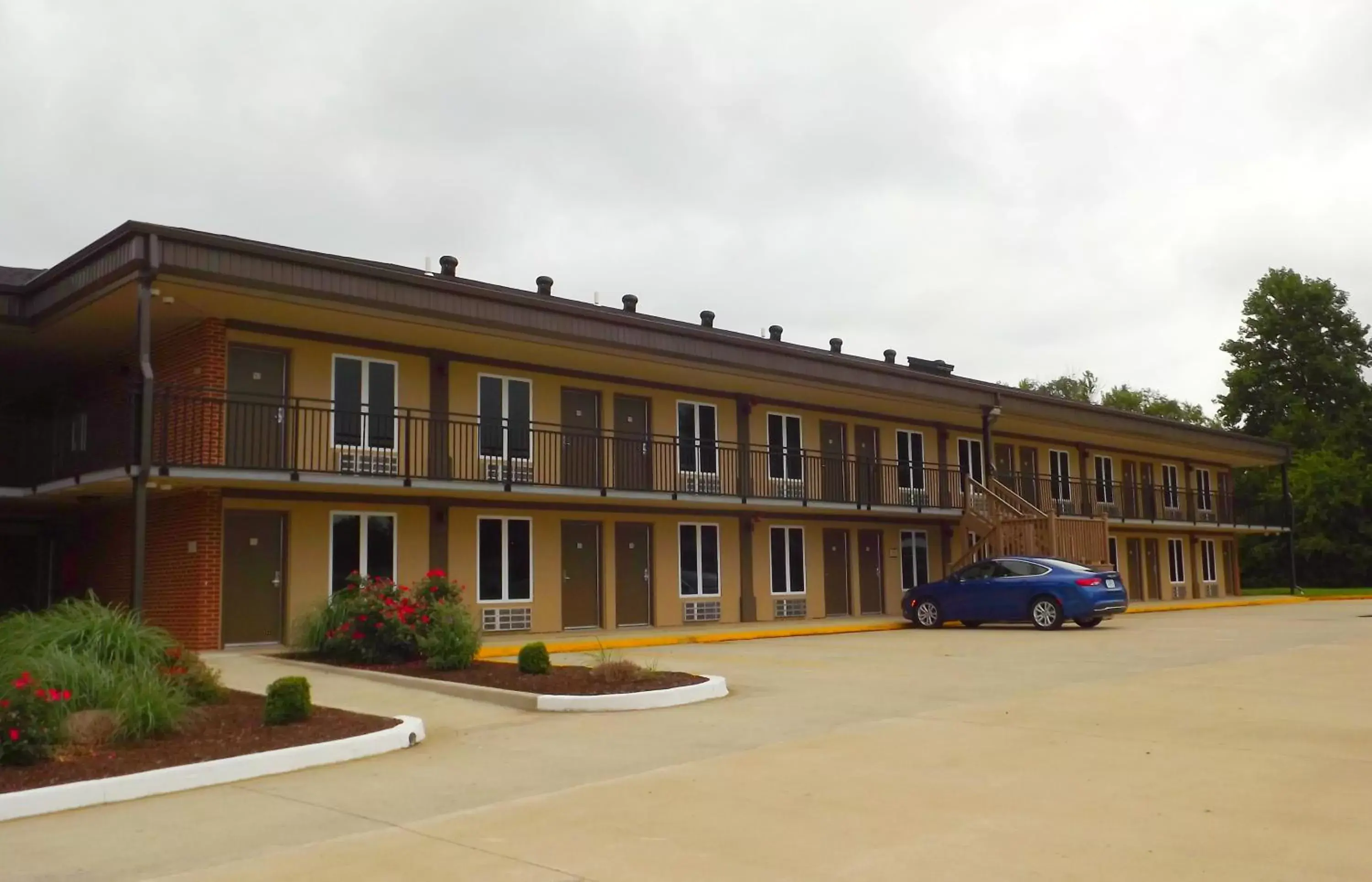 Property building in Unique Suites Hotel Property building in Unique Suites Hotel