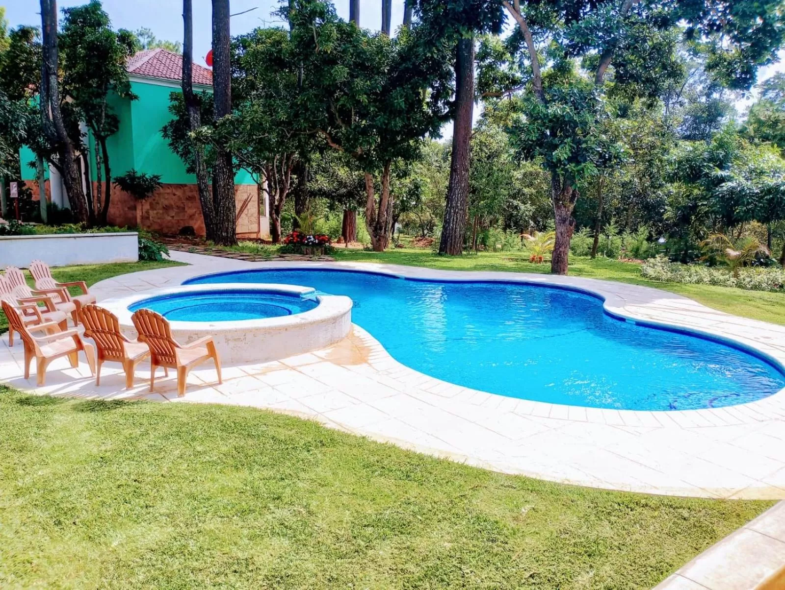 Pool view, Swimming Pool in HOTEL Y RESTAURANTE HACIENDA LOS VOLCANES
