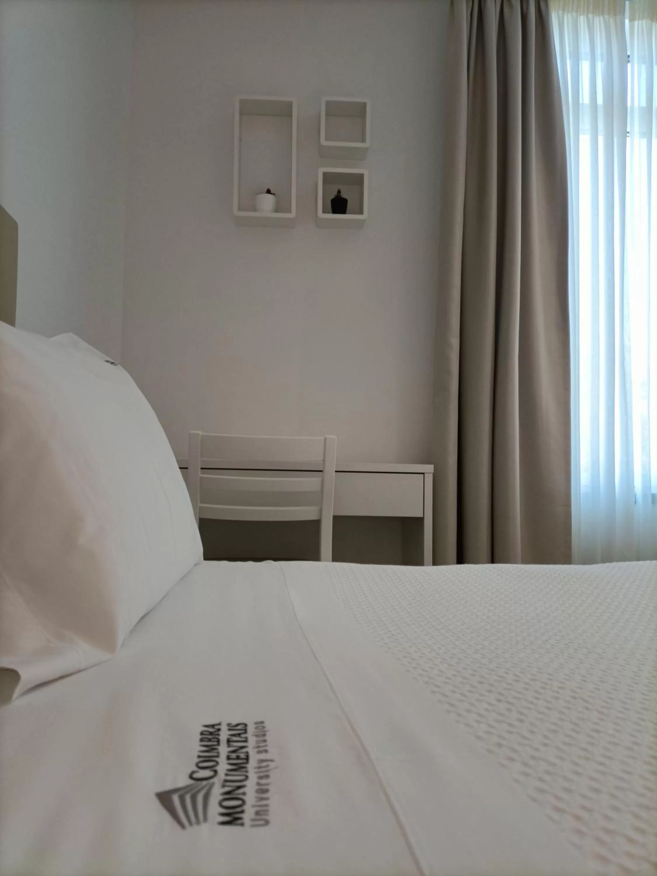 Bed in Coimbra Monumentais B&B