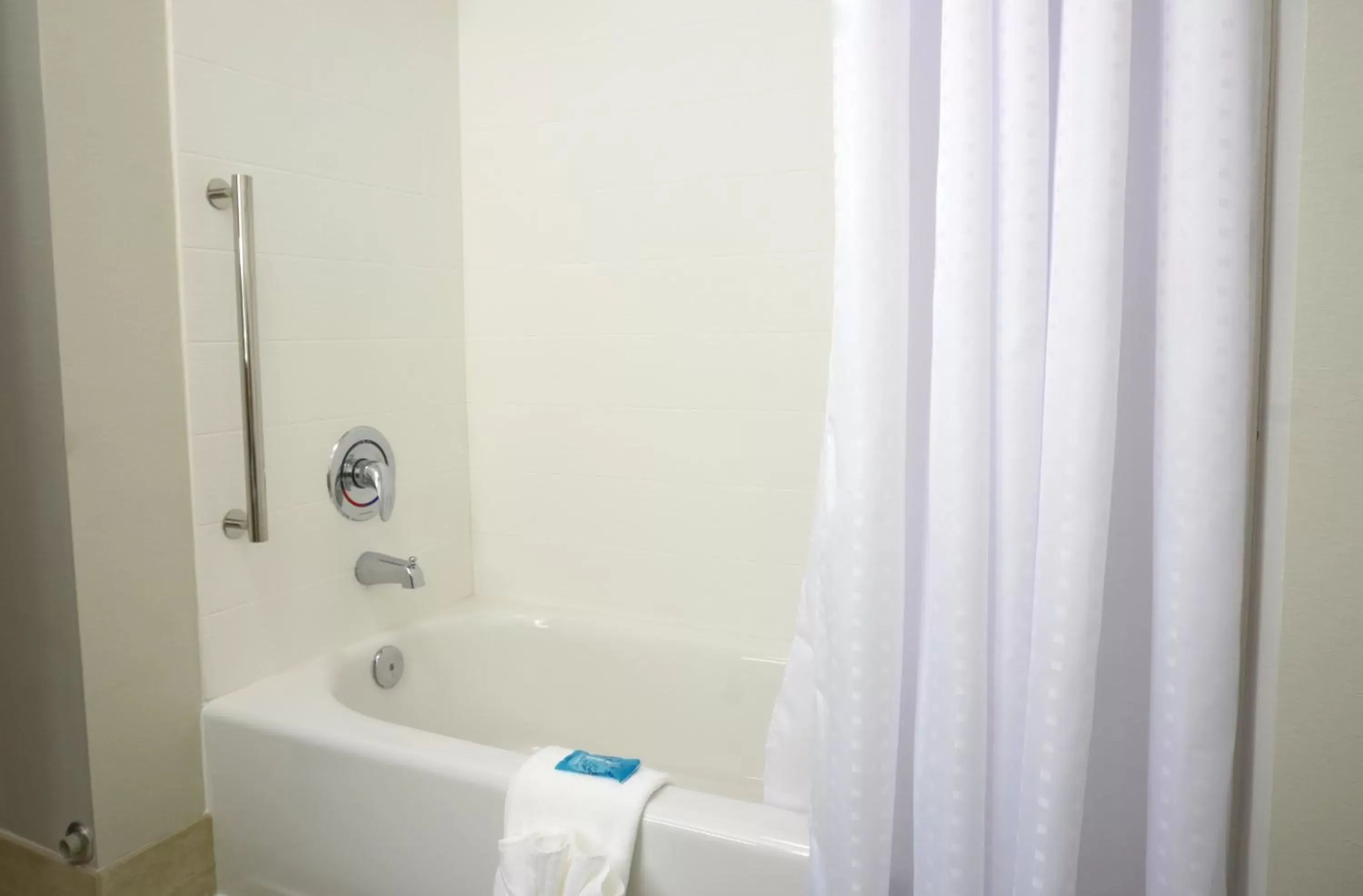 Bathroom in Holiday Inn Express & Suites Omaha - Millard Area, an IHG Hotel