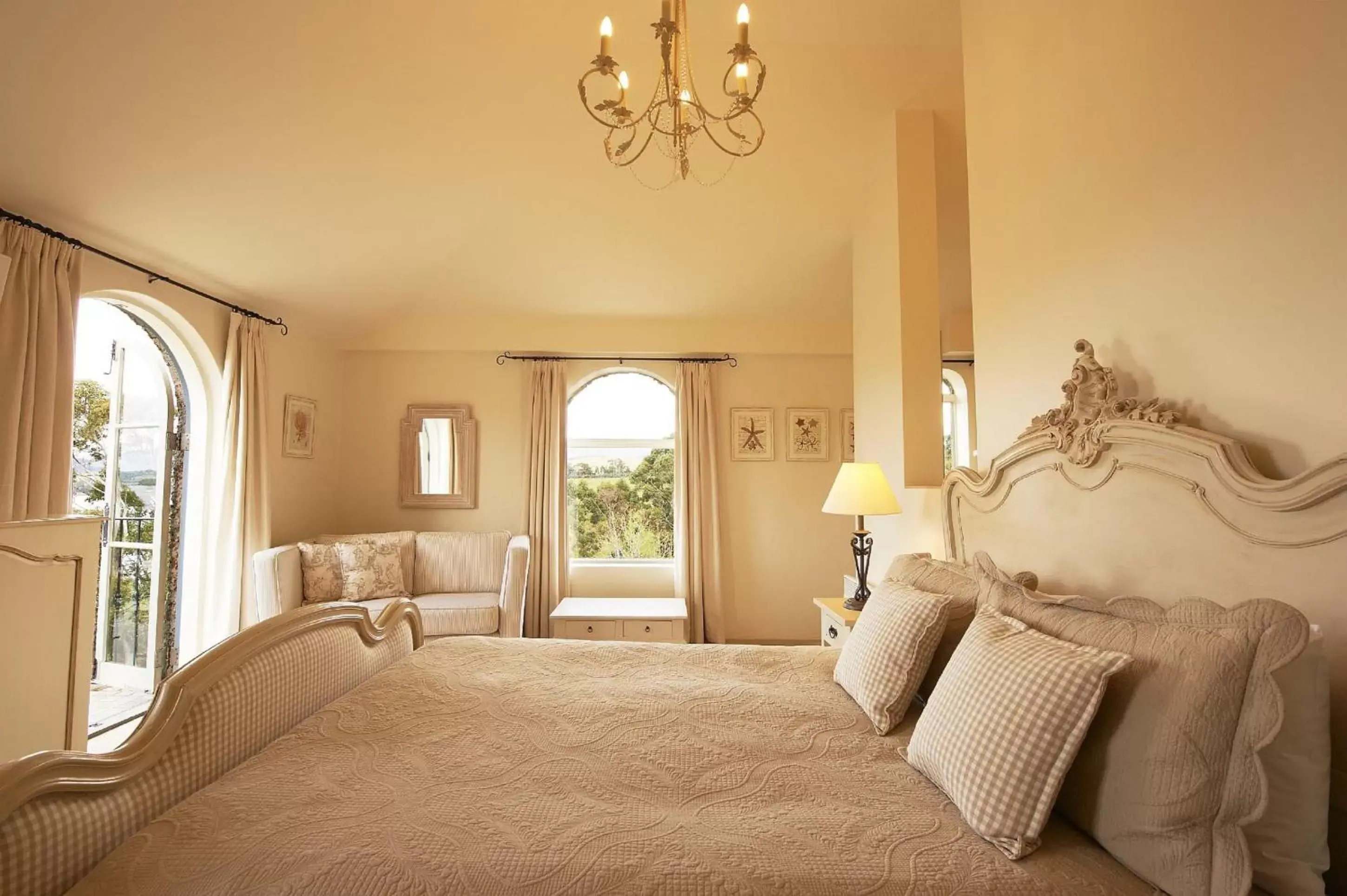Bedroom, Bed in Villa Howden