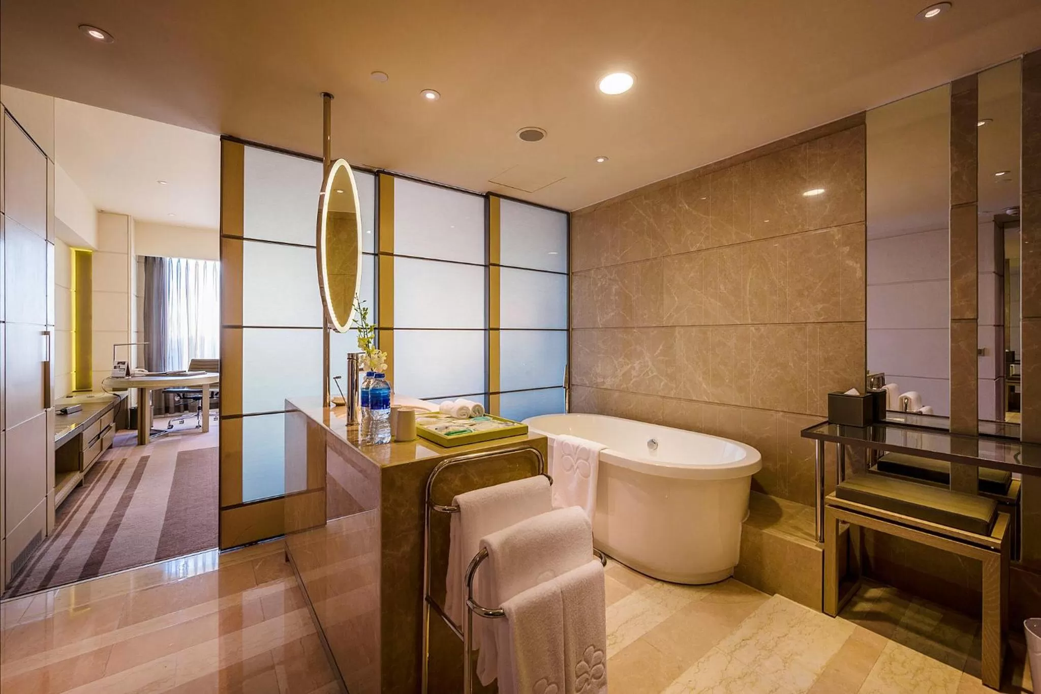 Bathroom in Hotel Nikko Saigon