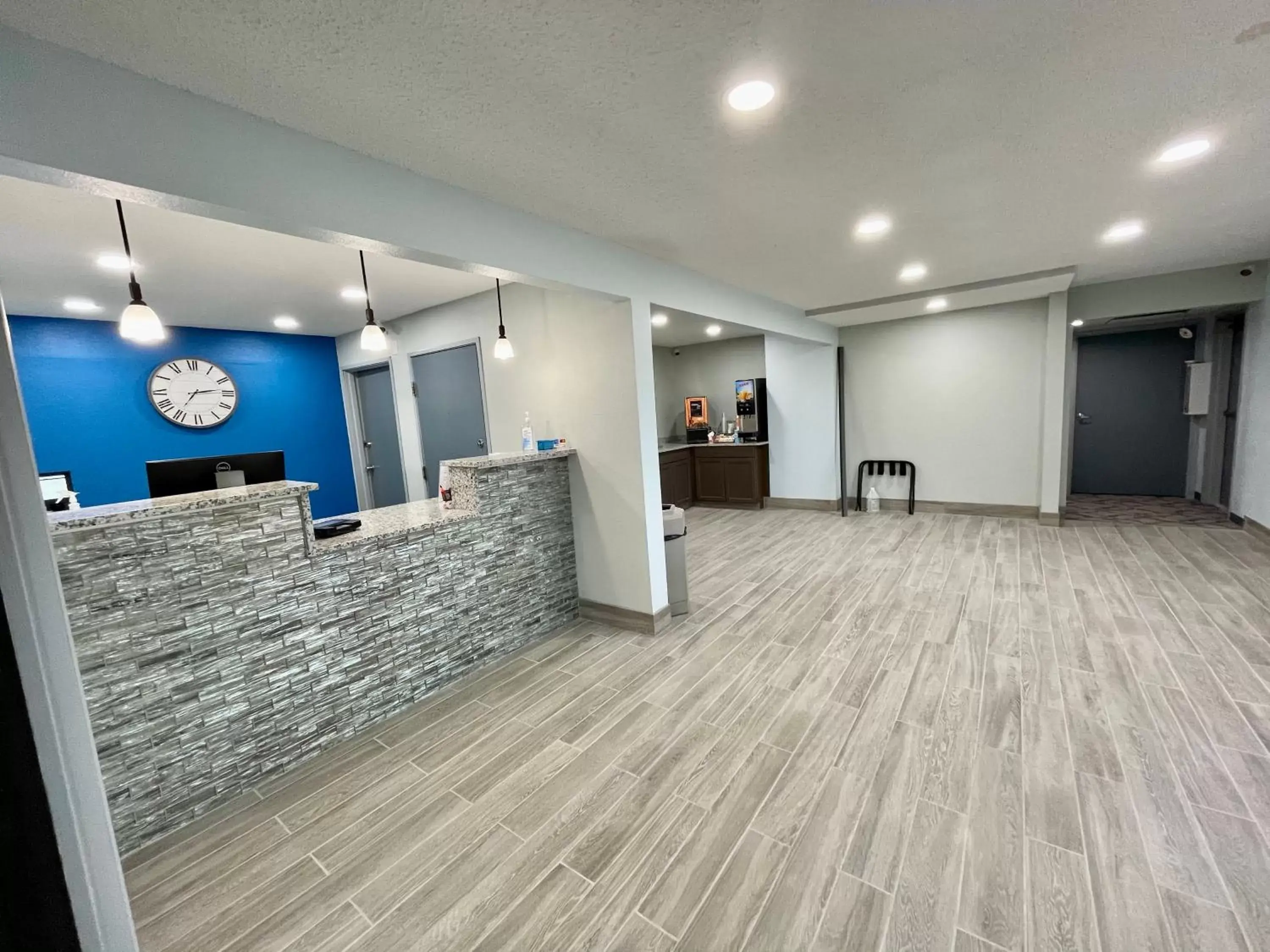 Lobby or reception in Lamoni Inn & Suites Lobby or reception in Lamoni Inn & Suites