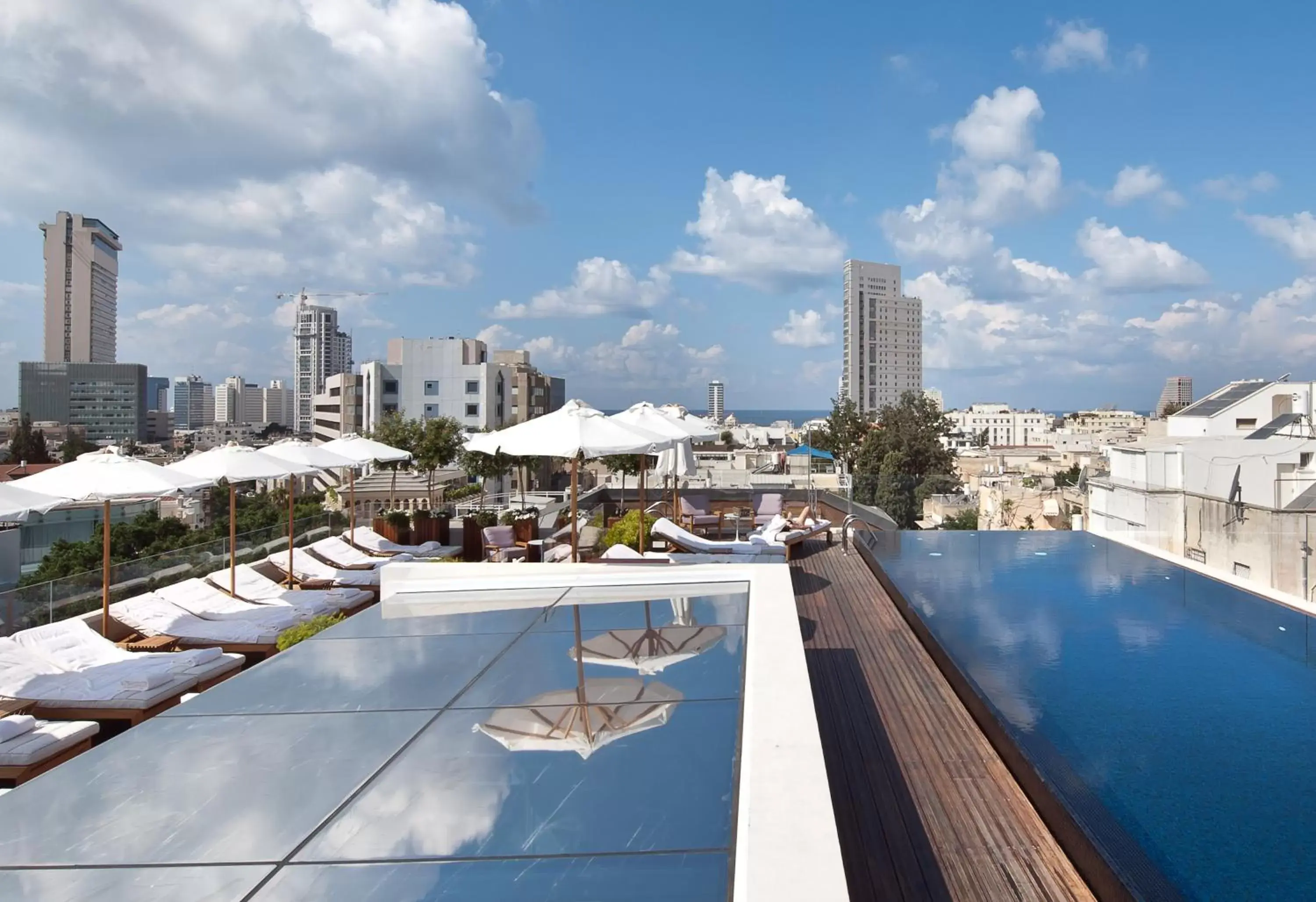 Balcony/Terrace, Swimming Pool in The Norman Tel Aviv