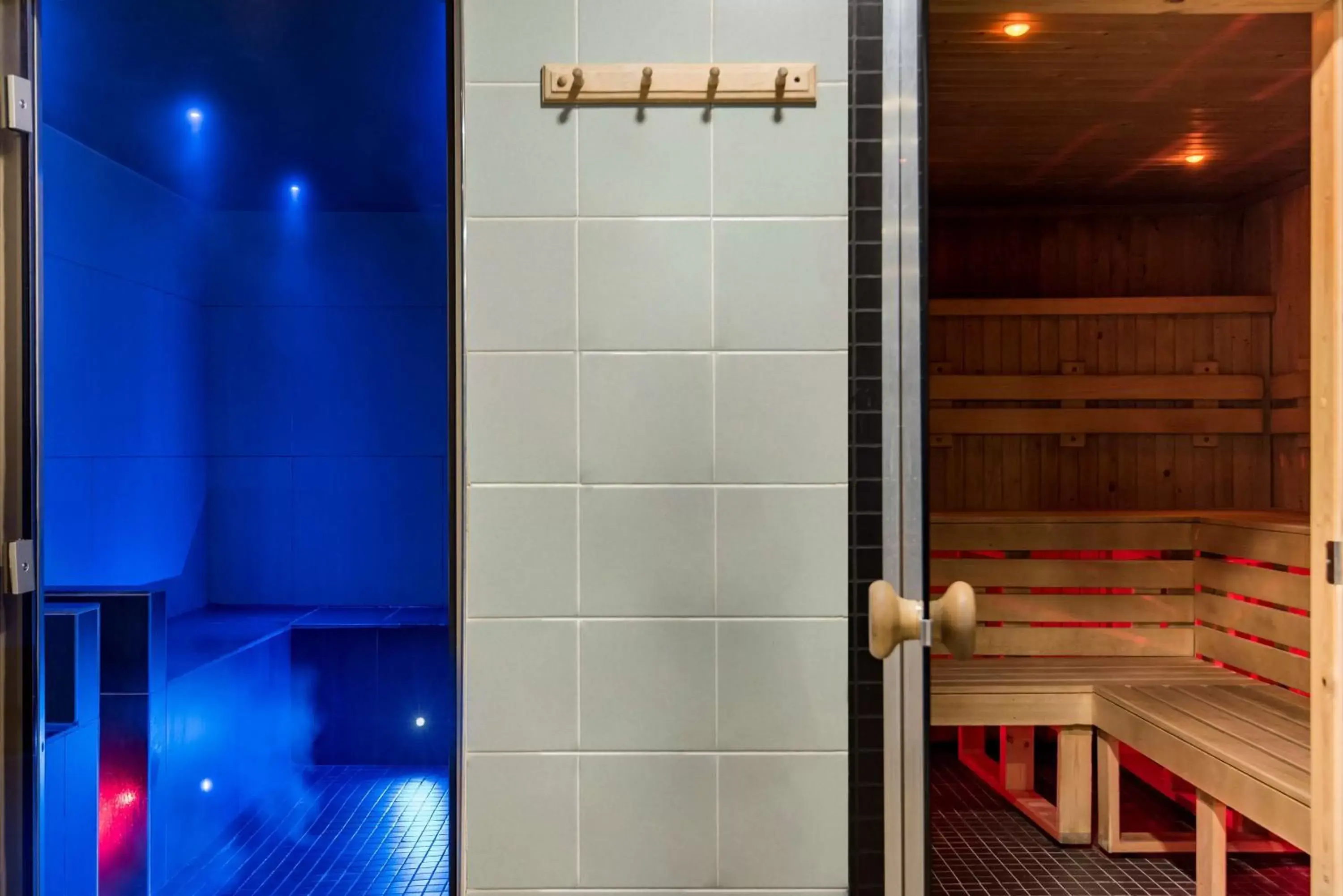 Sauna, Bathroom in Radisson Blu Manchester Airport