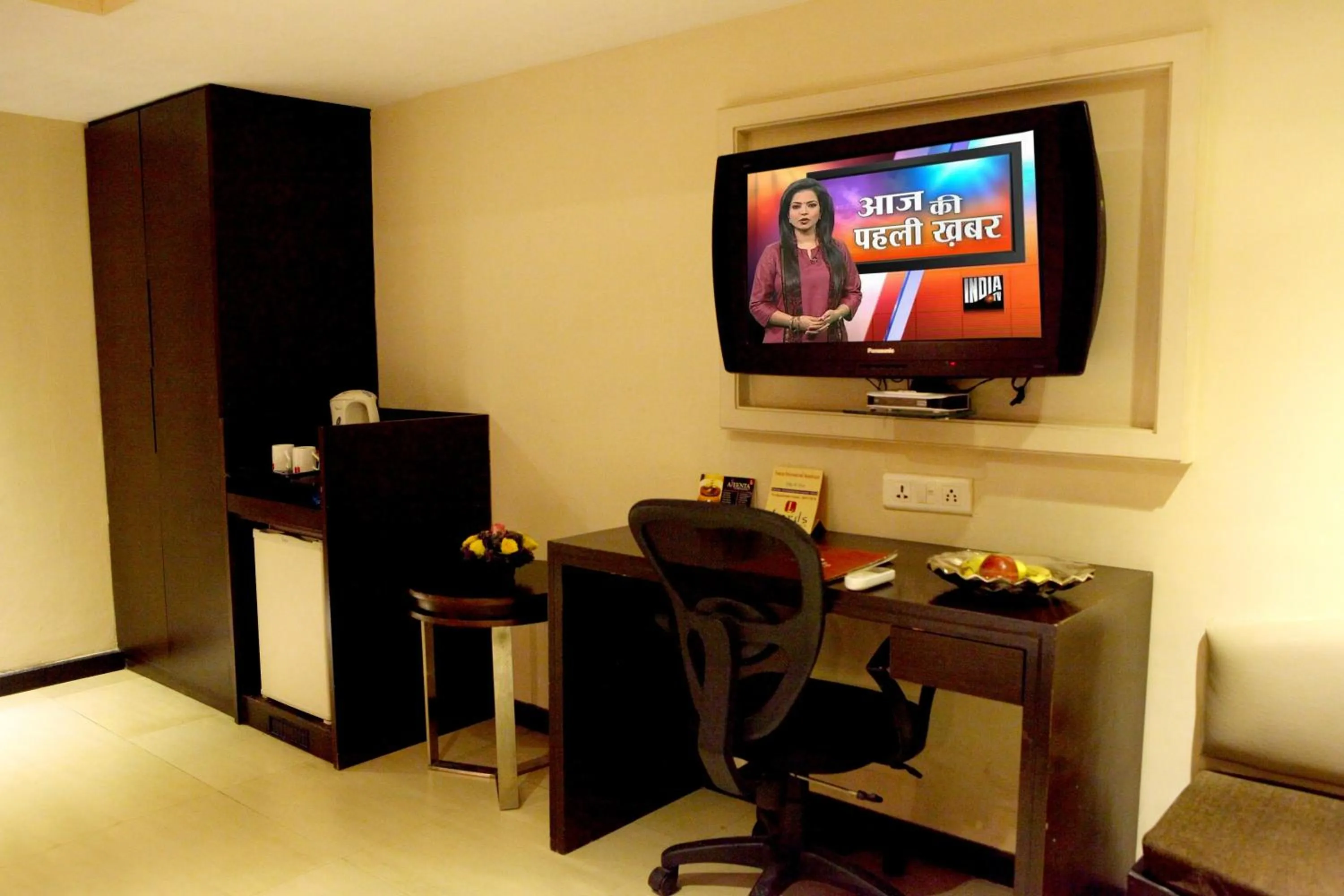 TV and multimedia in Lords Plaza Surat