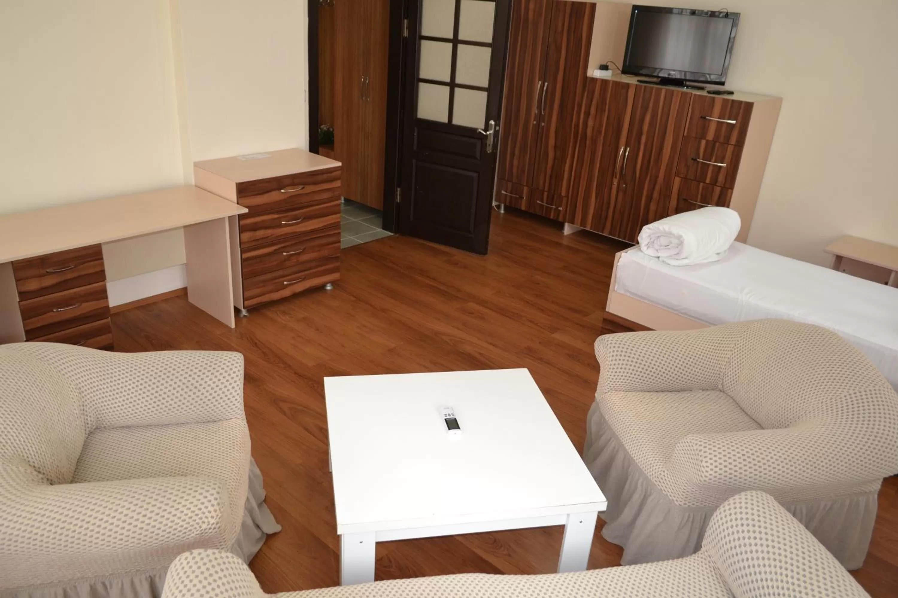 Living room, Seating Area in The Twins Apartmens