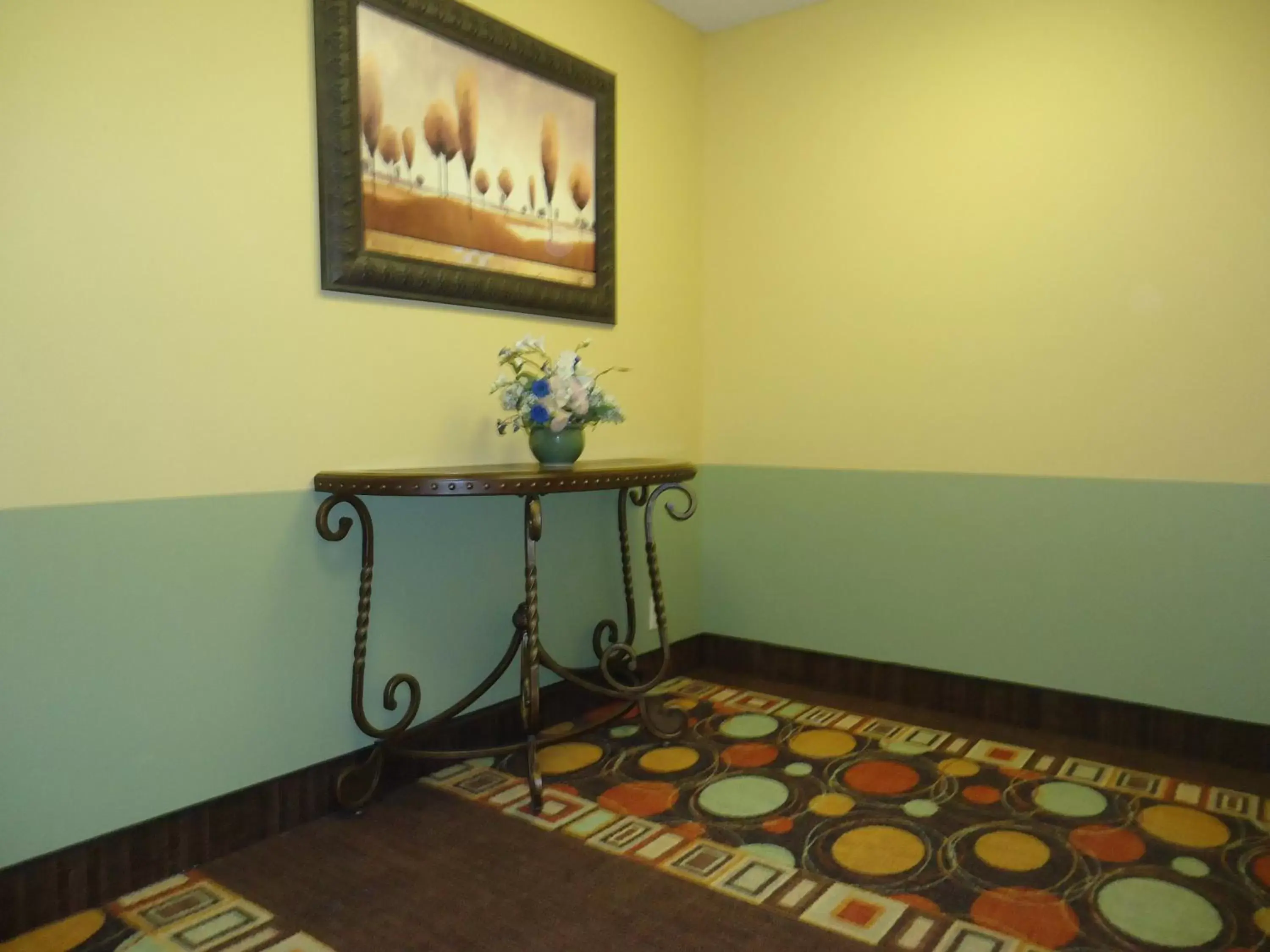 Lobby or reception in TownHouse Extended Stay Hotel Downtown