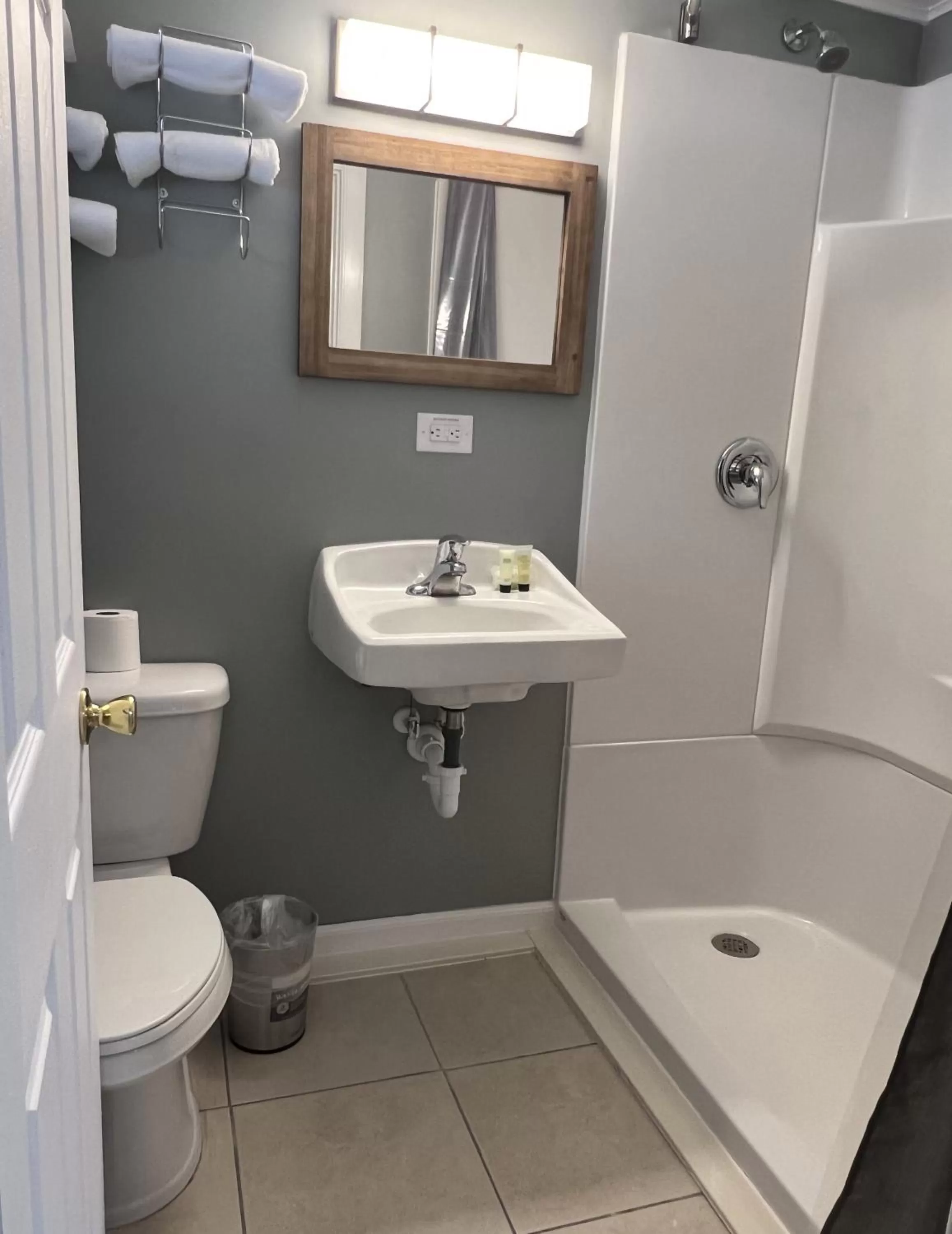 Shower in BlueGem Motel