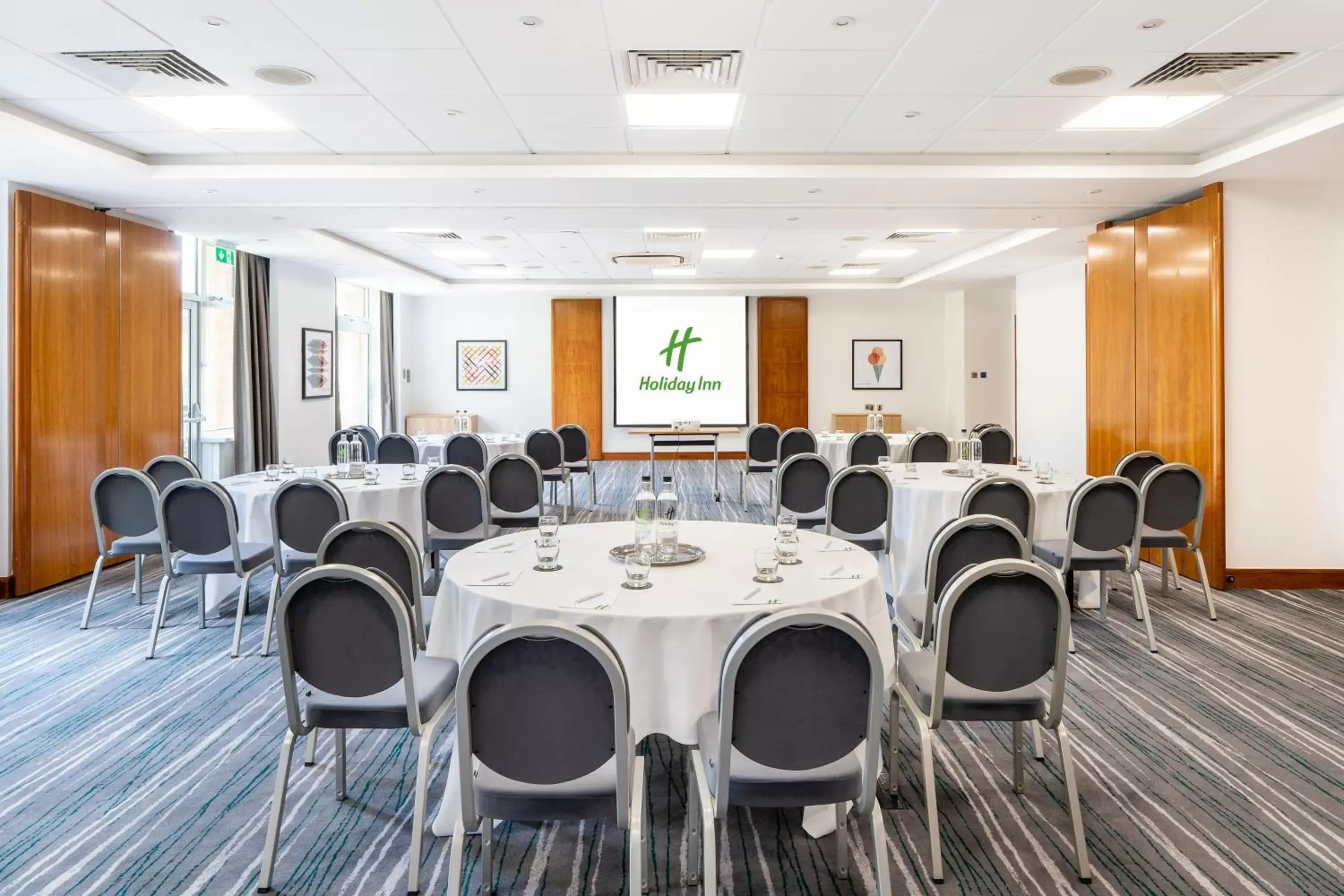 Meeting/conference room in Holiday Inn Gloucester - Cheltenham, an IHG Hotel