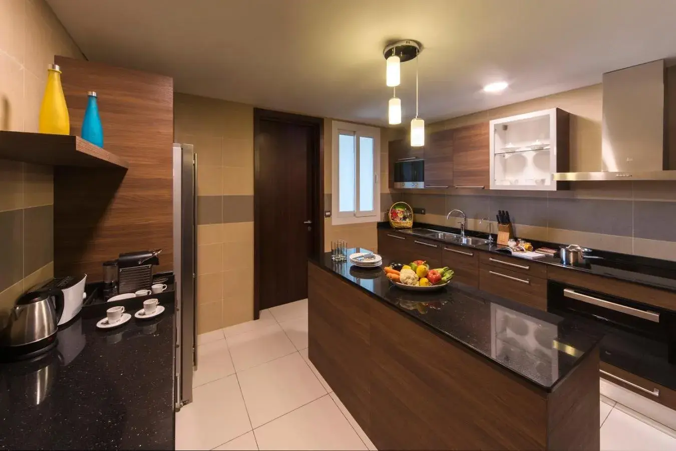 Kitchen or kitchenette, Kitchen/Kitchenette in Fraser Suites Muscat