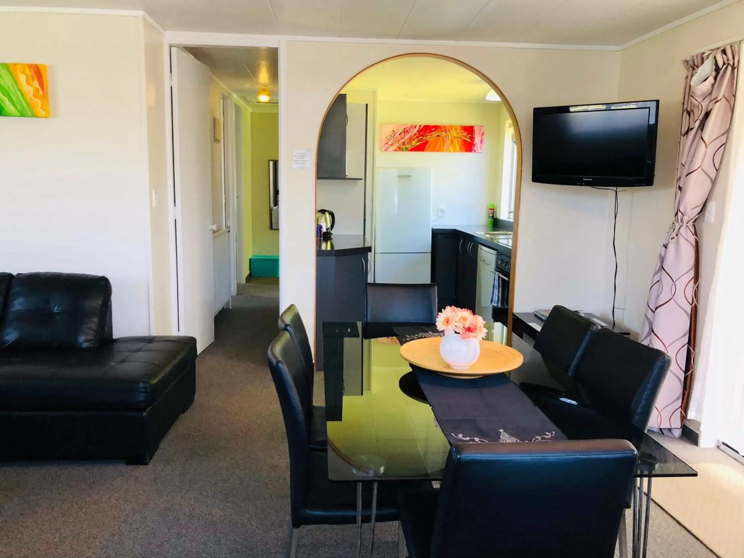 Cottage in Red Rock Thermal Motel - Mineral Pool Cottage in Red Rock Thermal Motel - Mineral Pool