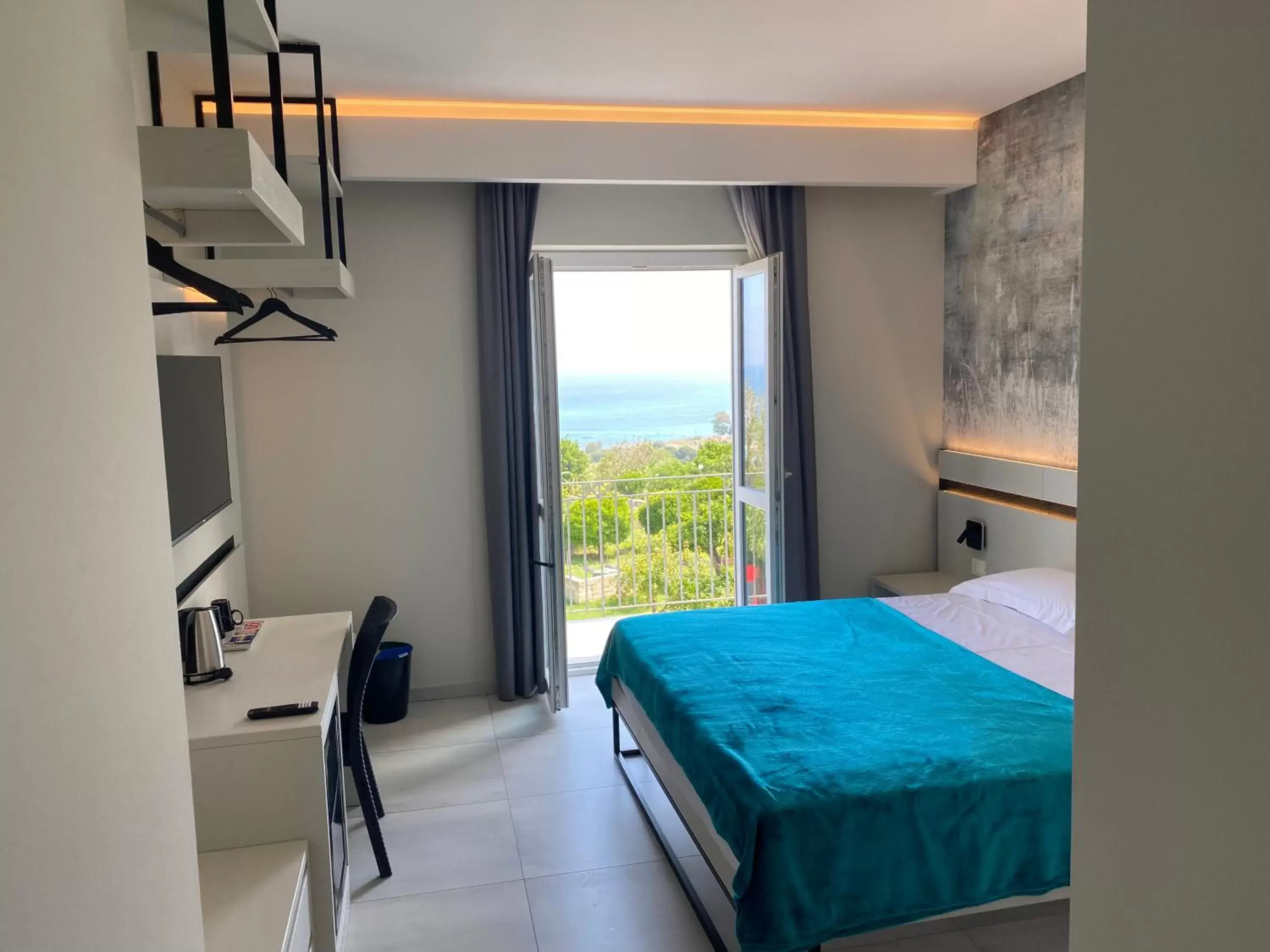 Bed in Aether Suites Tropea - Free Private Parking Bed in Aether Suites Tropea - Free Private Parking