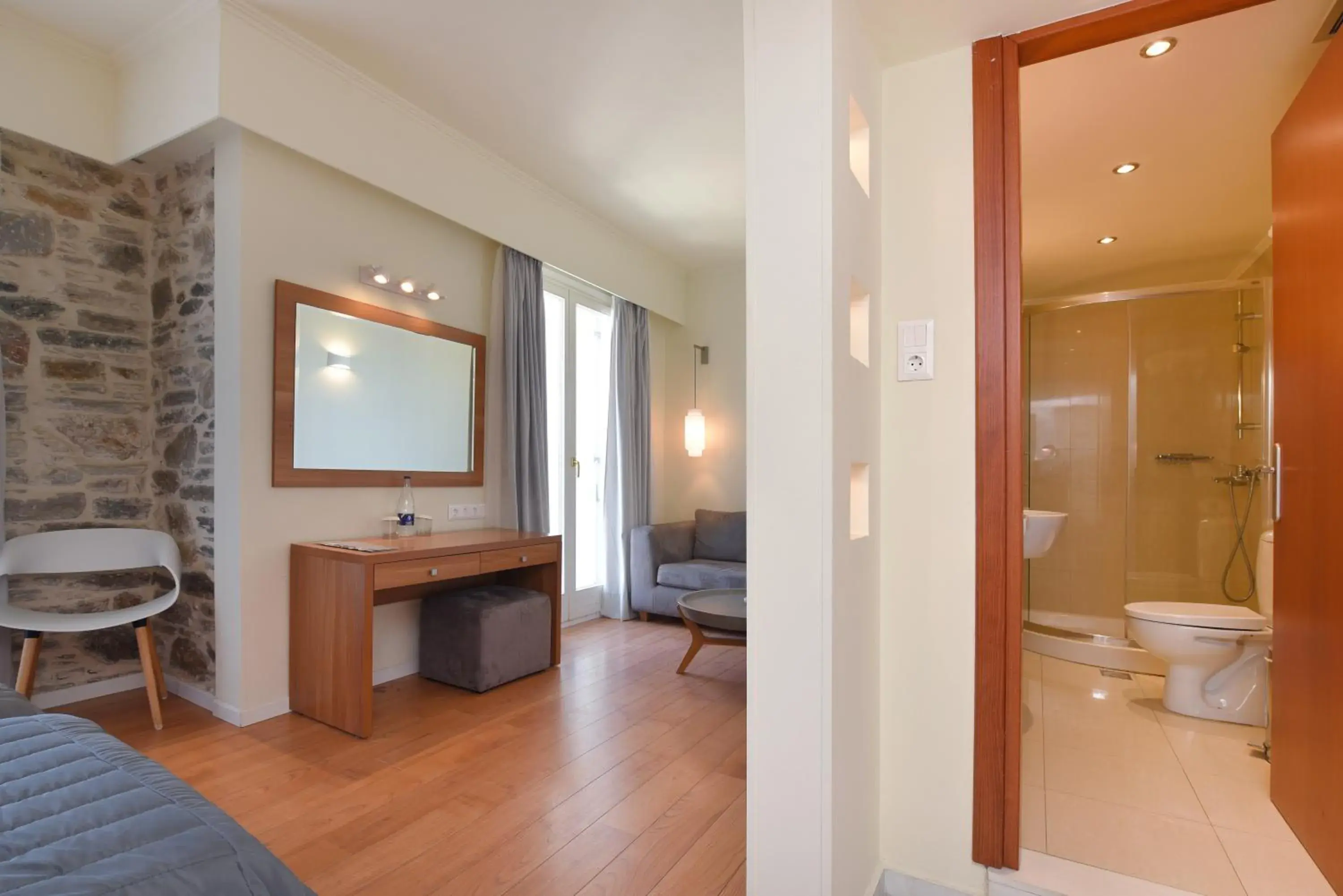 Bedroom, Bathroom in Hotel Hermes