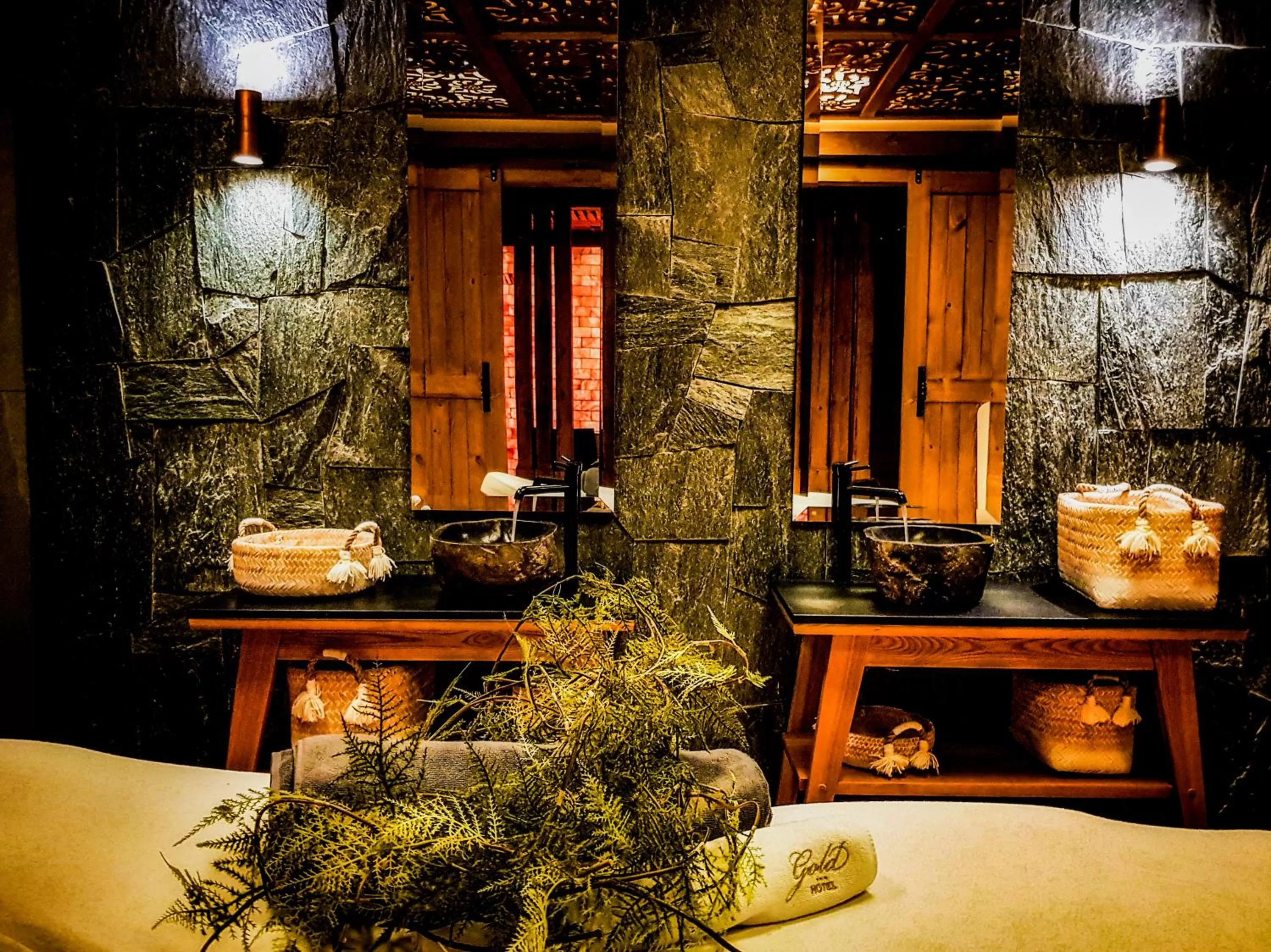 Activities in Gold Hotel