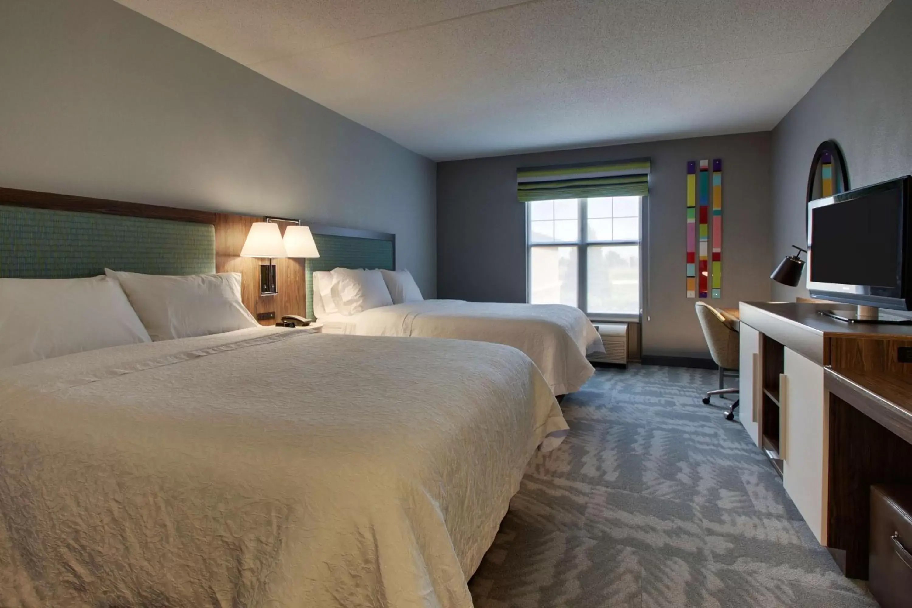Bedroom, Bed in Hampton Inn & Suites Chicago/Aurora