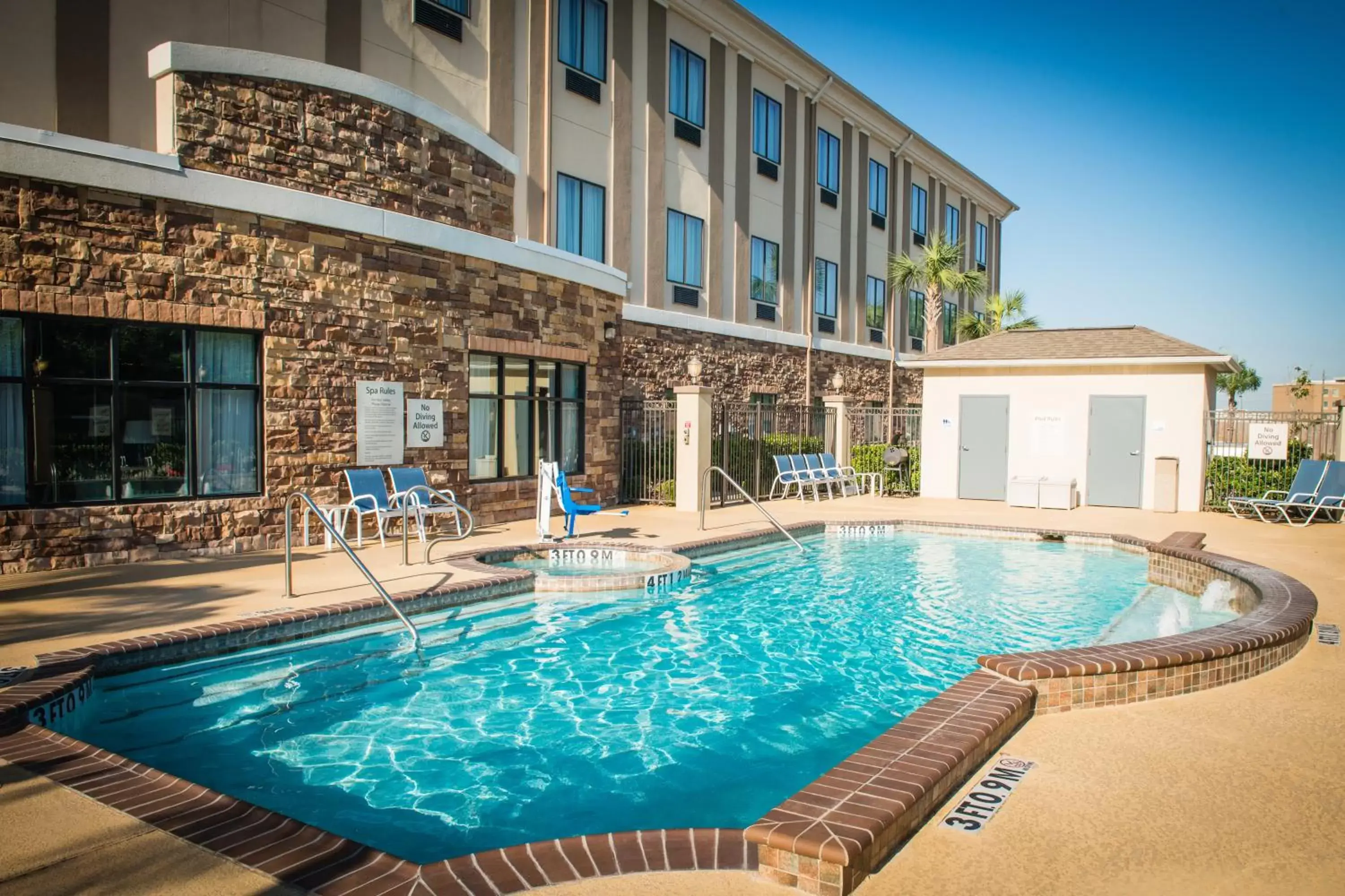 Swimming Pool in Holiday Inn Express Hotel & Suites Houston NW Beltway 8-West Road, an IHG Hotel