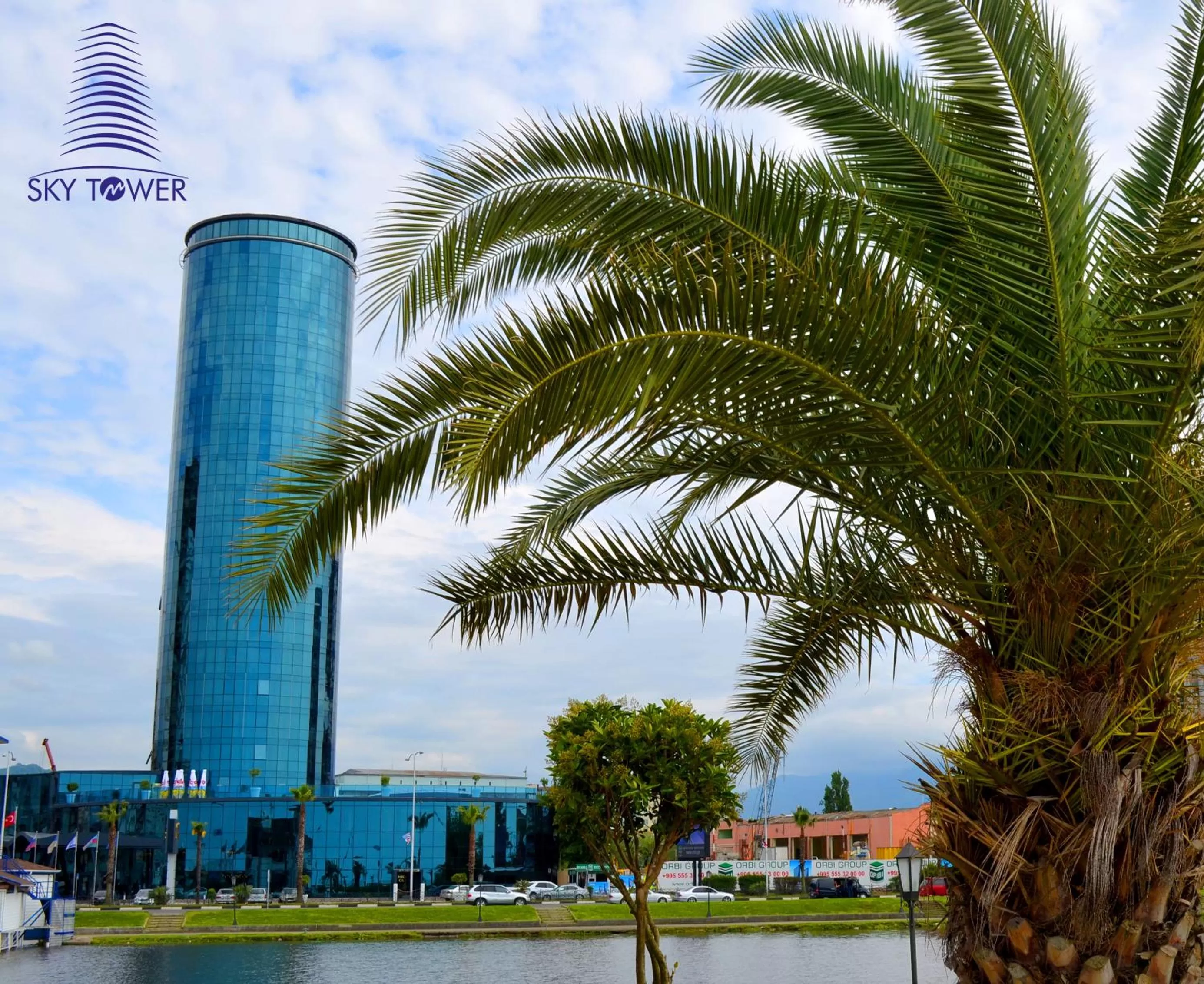 Facade/entrance in Sky Tower King Hotel