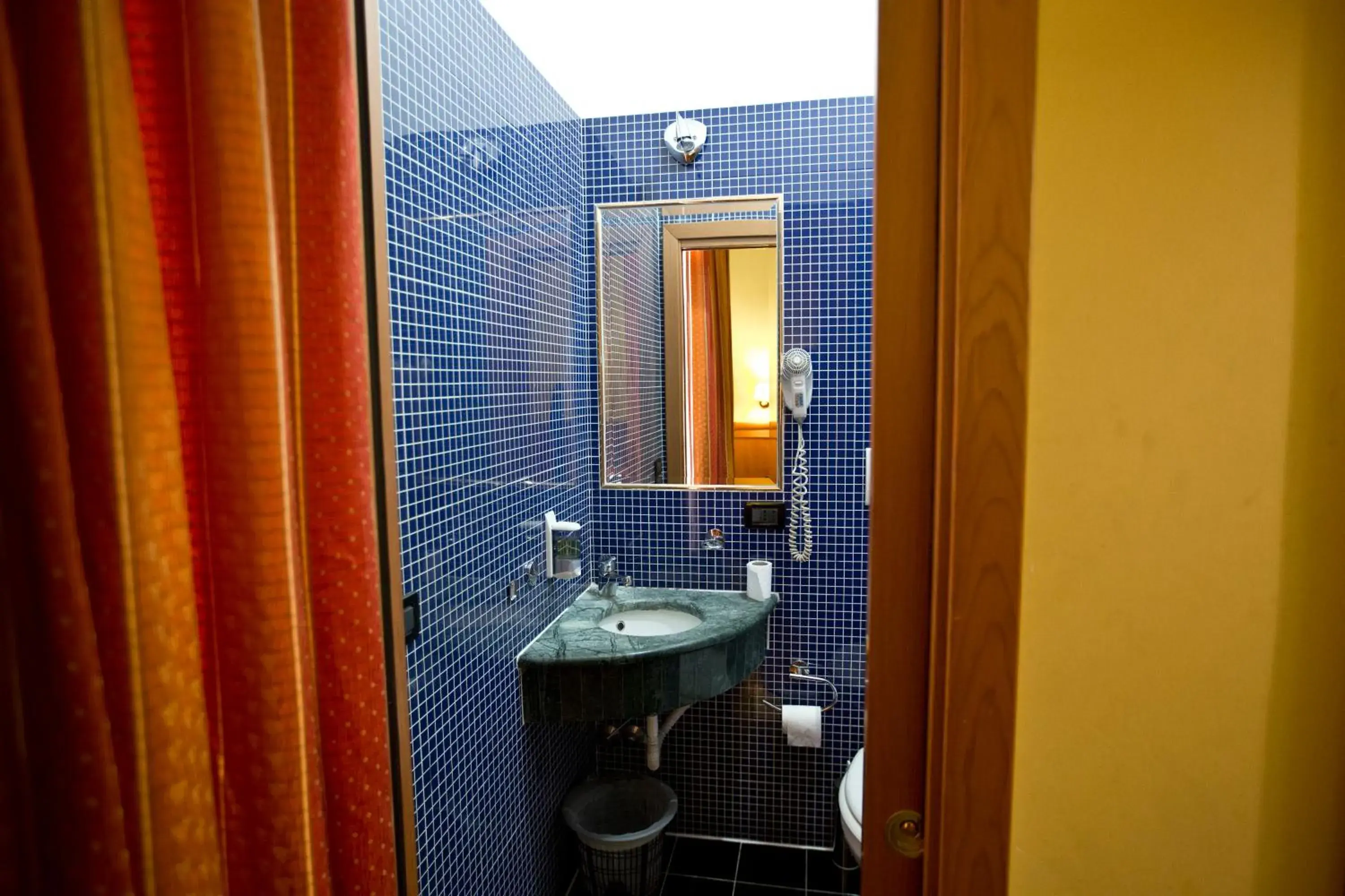 Bathroom in Hotel Lella