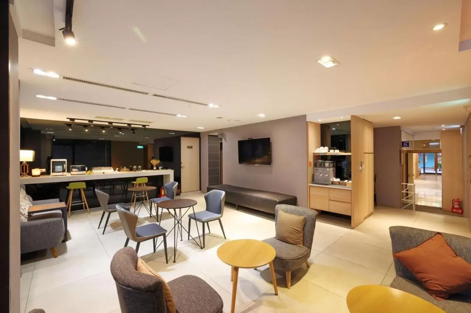 Lounge/Bar in TC Hotel - Hualien Zhongxiao
